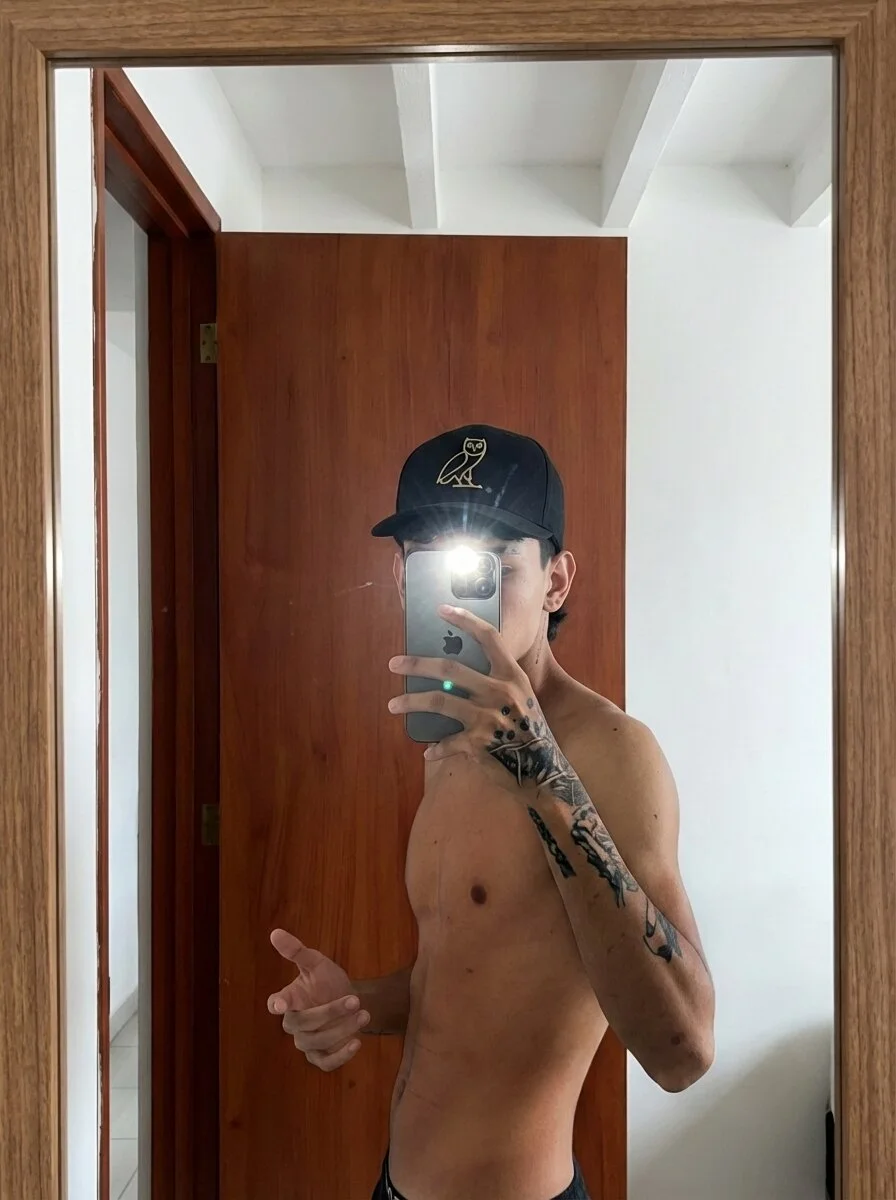 XXX Porn Photo of Nude Damien_Howard 11
