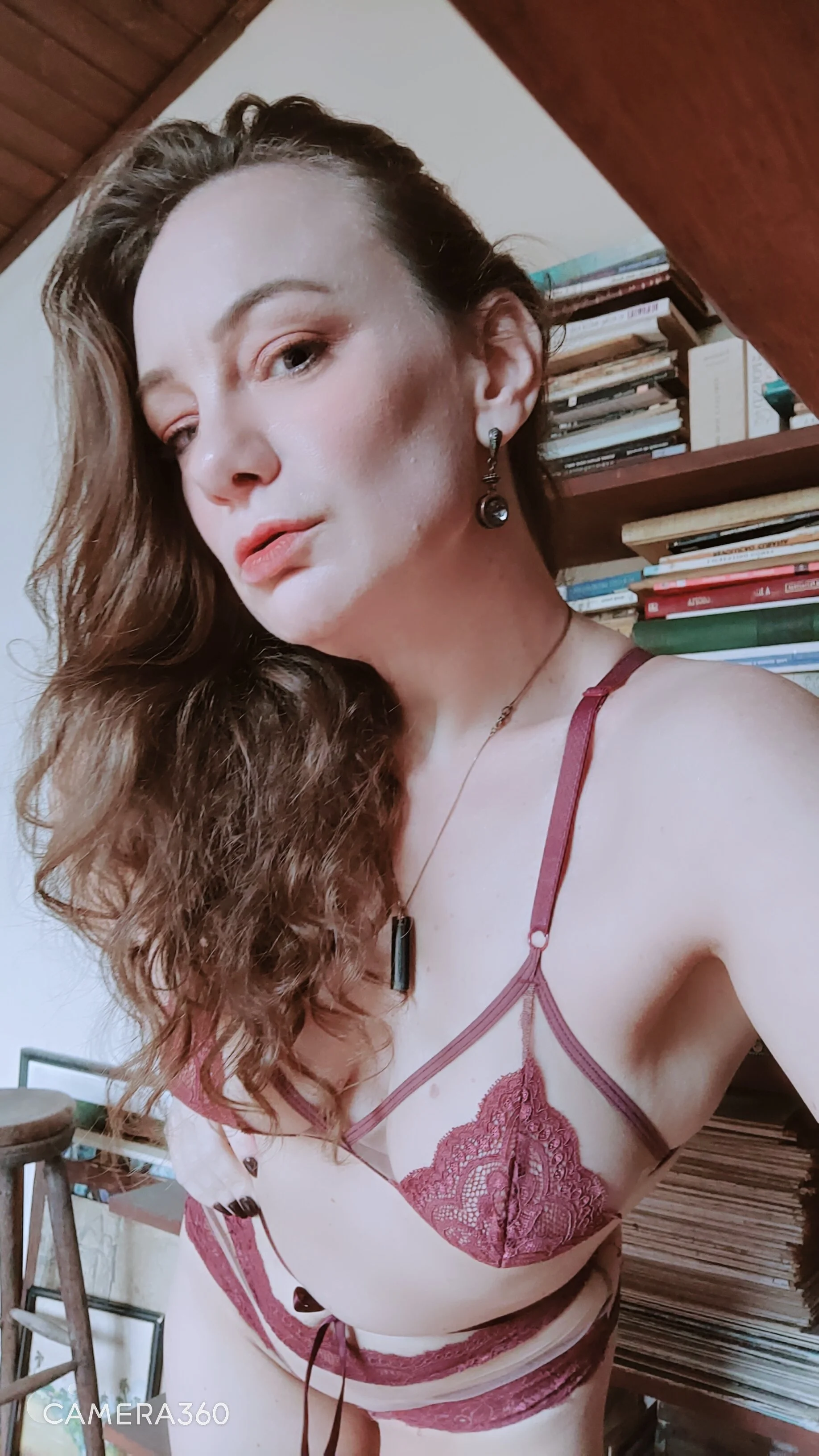 XXX Porn Photo of Nude JulieSqualor81 32