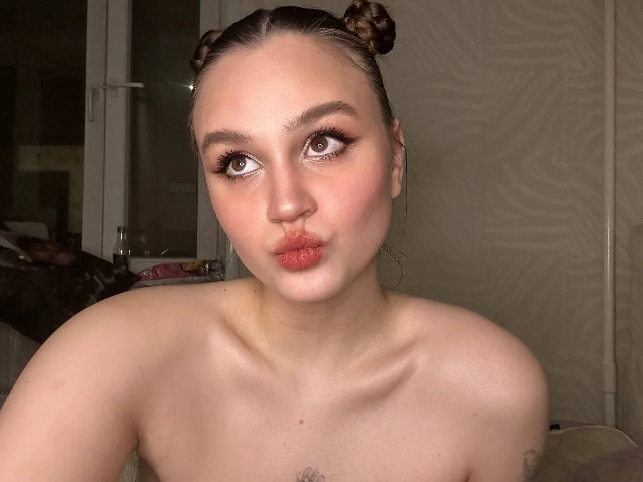 XXX Porn Photo of Nude candyrina 6