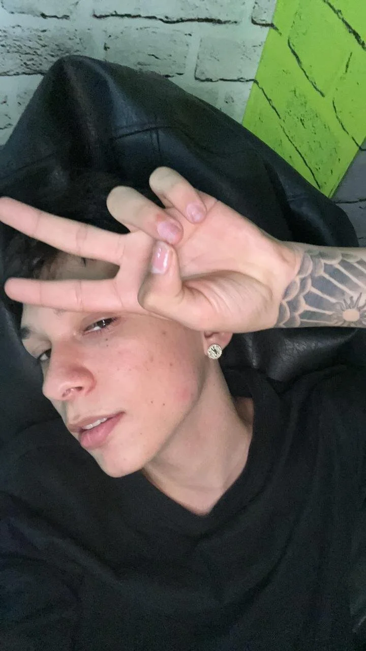 XXX Porn Photo of Nude Rhaegal_hot 11