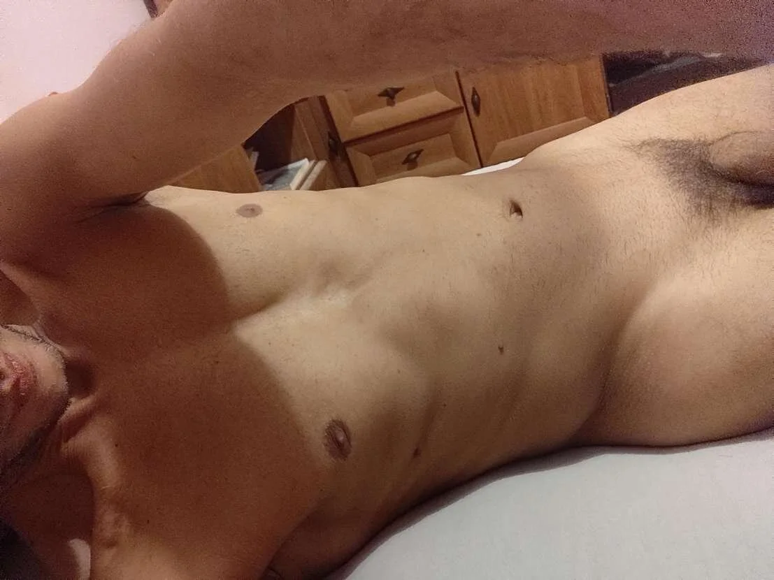 XXX Porn Photo of Nude BigCockBul 4