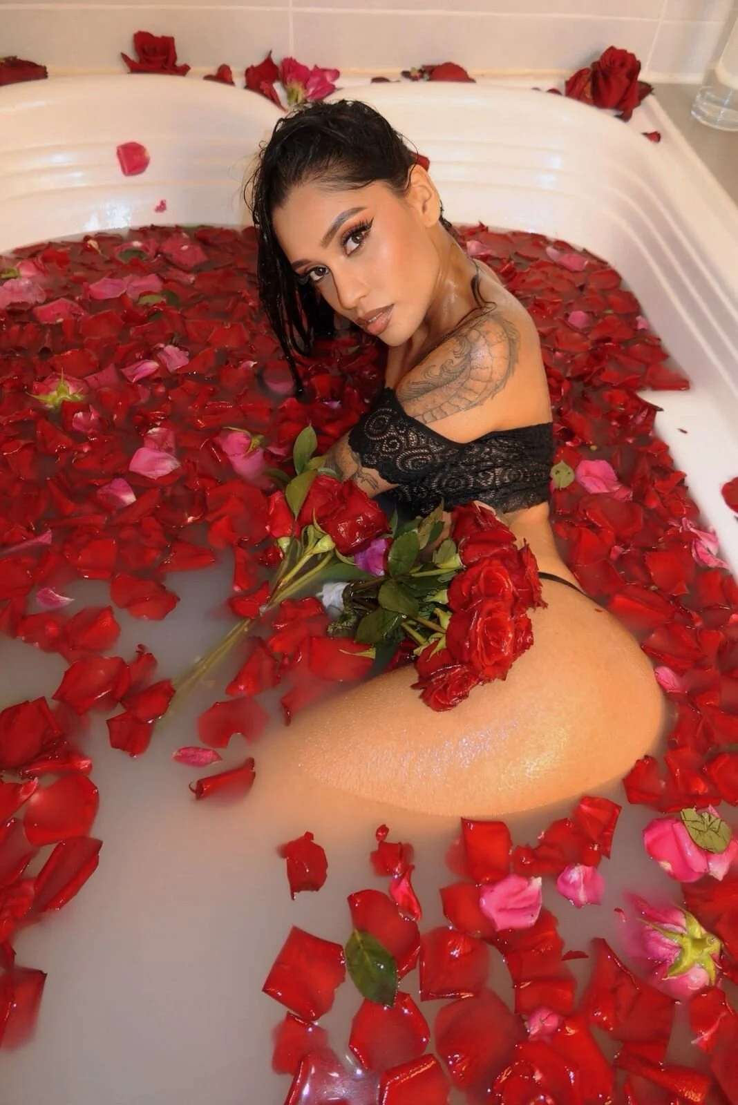 XXX Porn Photo of Nude nix_rave1 11