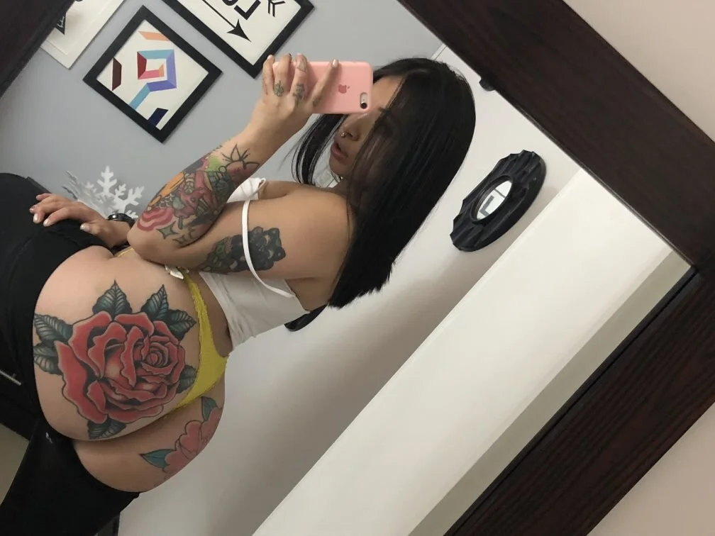 XXX Porn Photo of Nude katherodriguezx 1