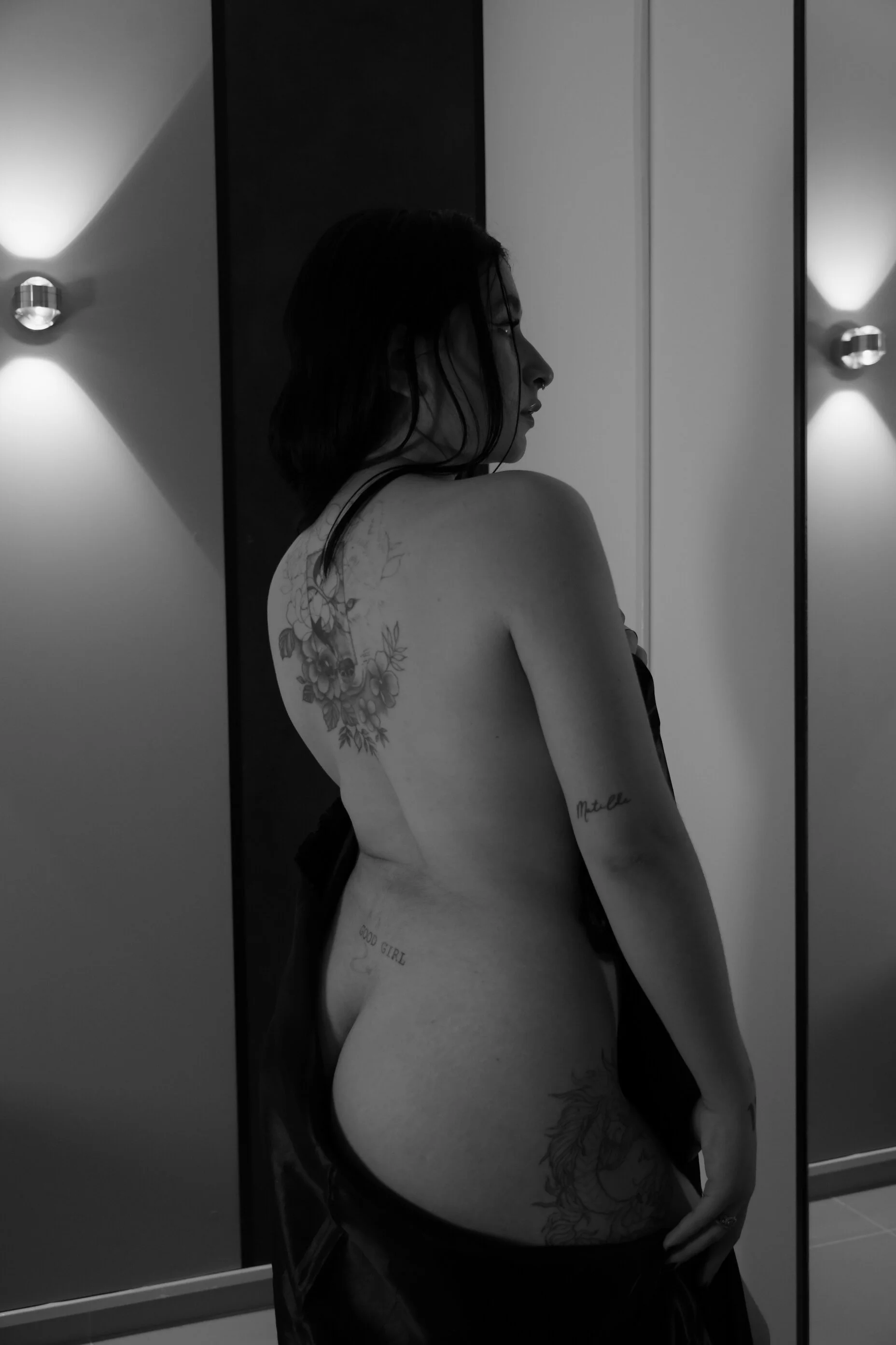 XXX Porn Photo of Nude charlottee27_ 28