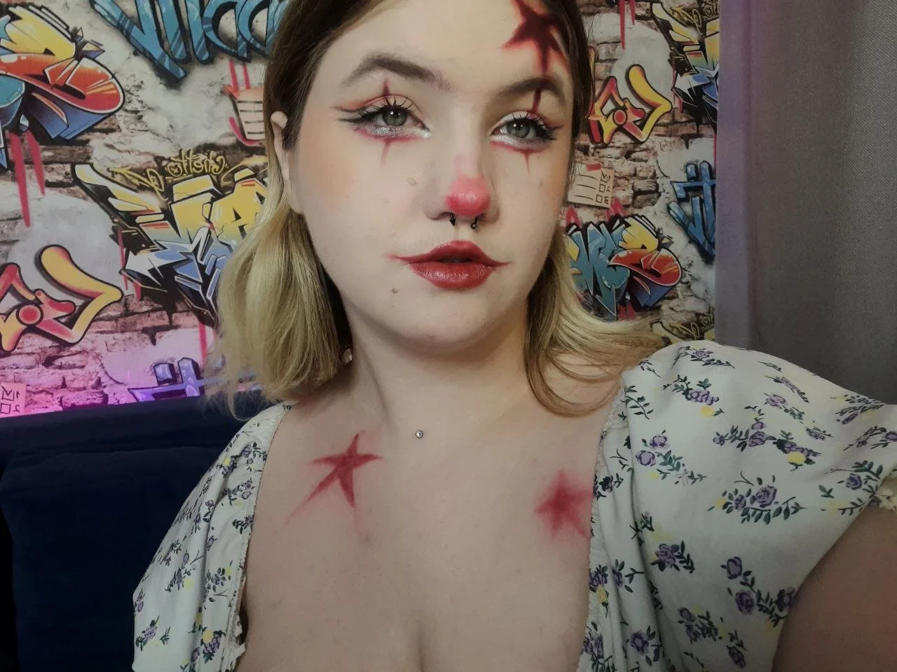 XXX Porn Photo of Nude lovelyy_julia 18