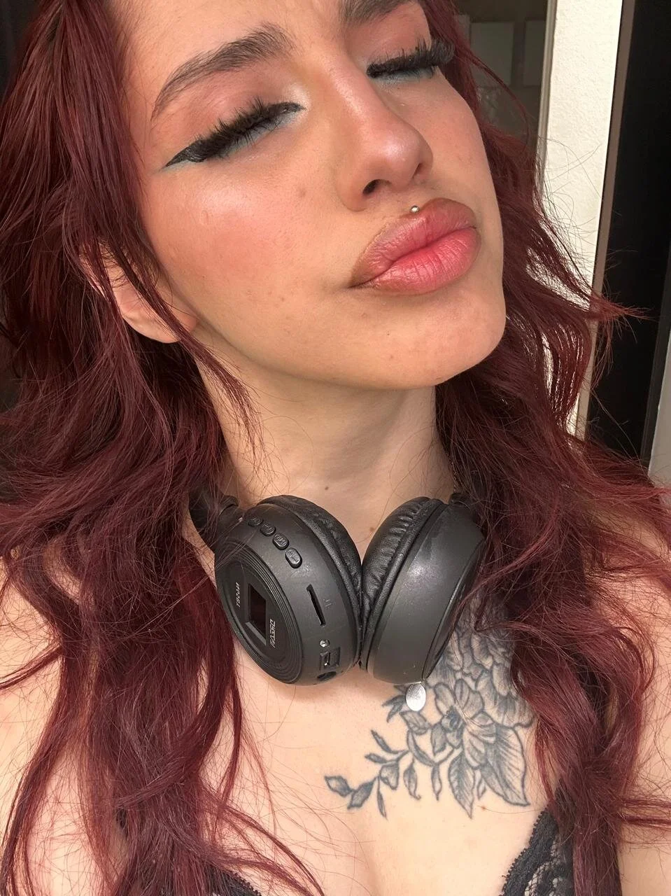 XXX Porn Photo of Nude elodie_rouge 20