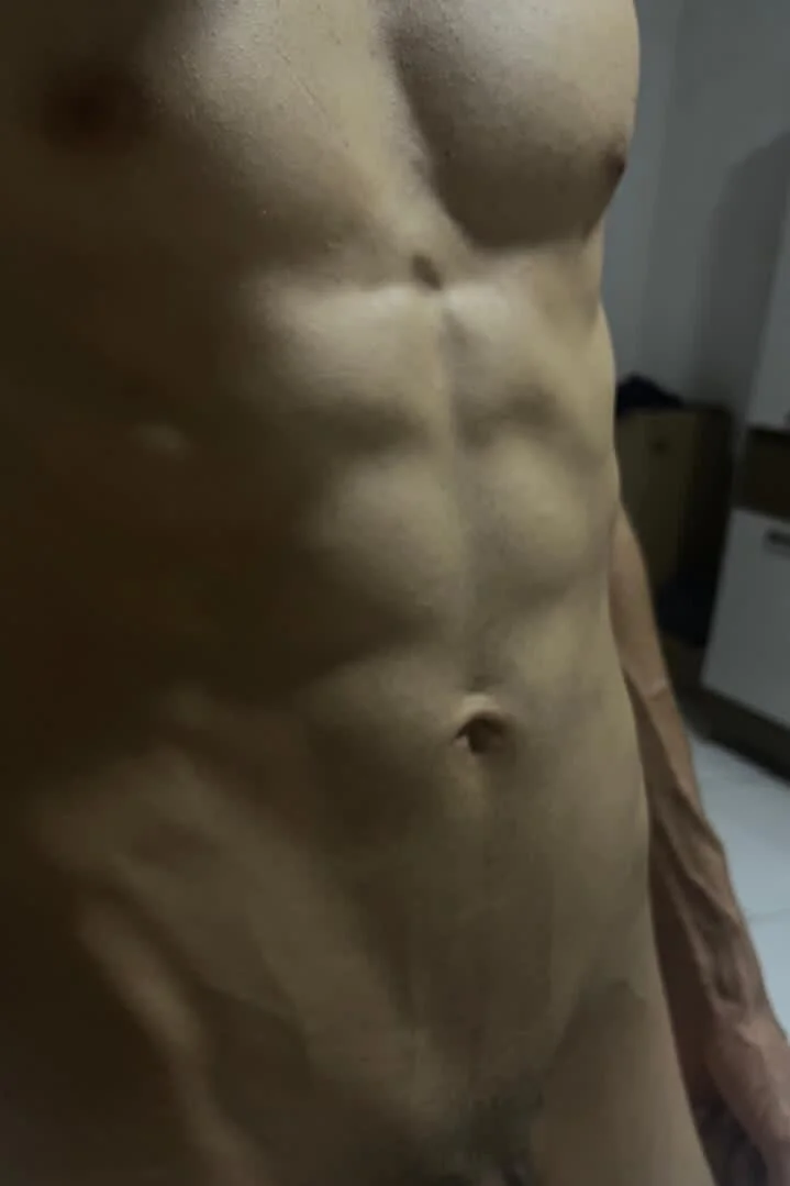 XXX Porn Photo of Nude Robertostankovisch 3