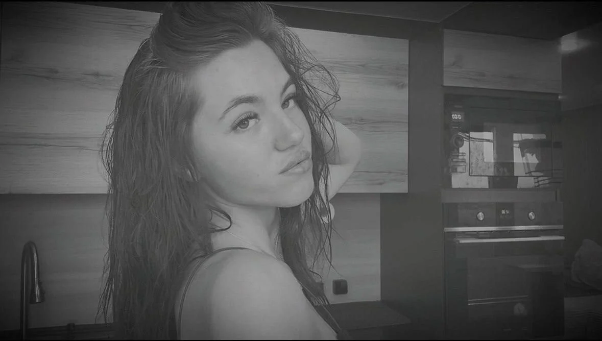 XXX Porn Photo of Nude IllaBidwell 14