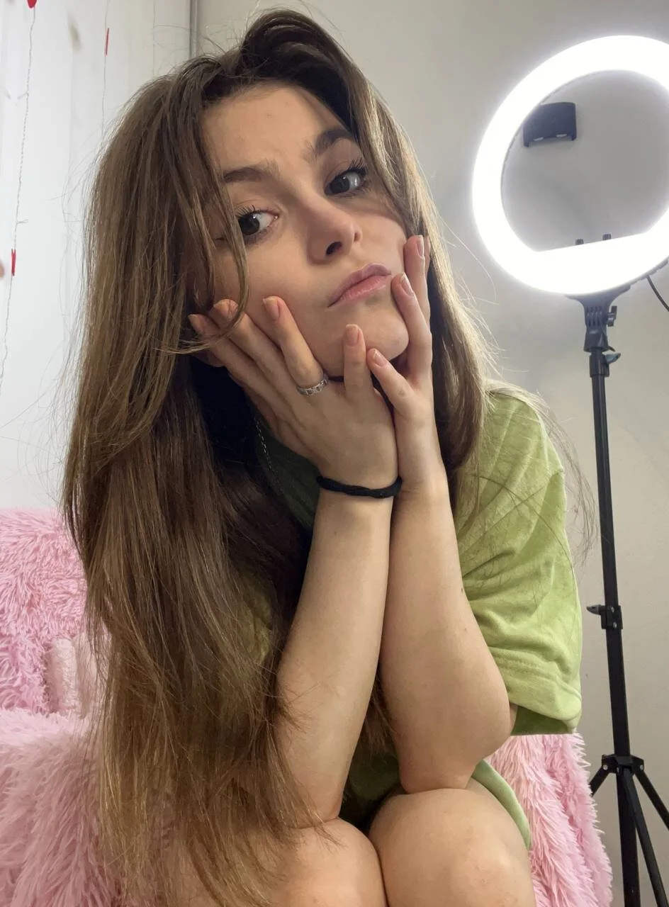 XXX Porn Photo of Nude CherlyGuss 20