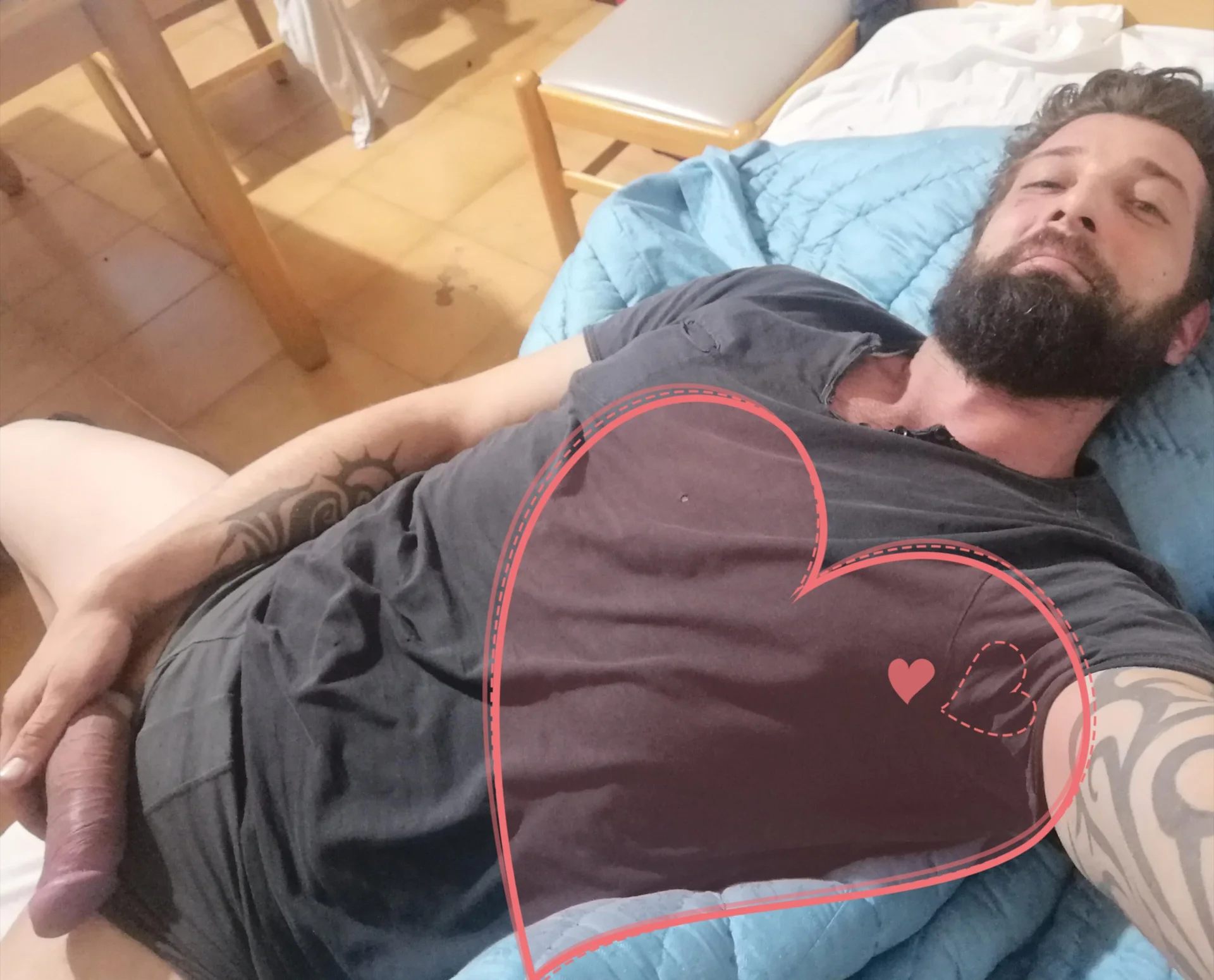 XXX Porn Photo of Nude Dogui19854 7