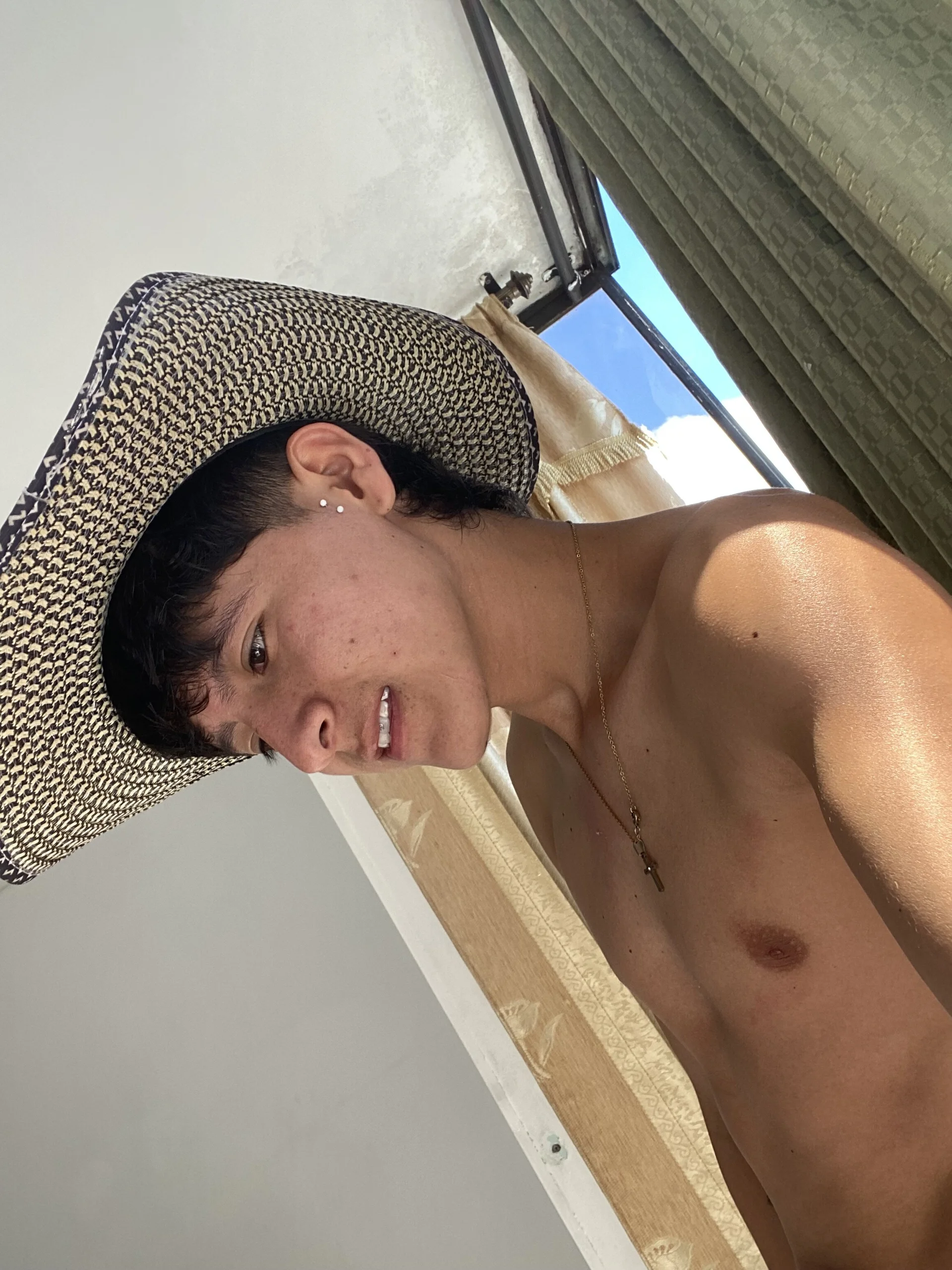 XXX Porn Photo of Nude Tiago777_ 2