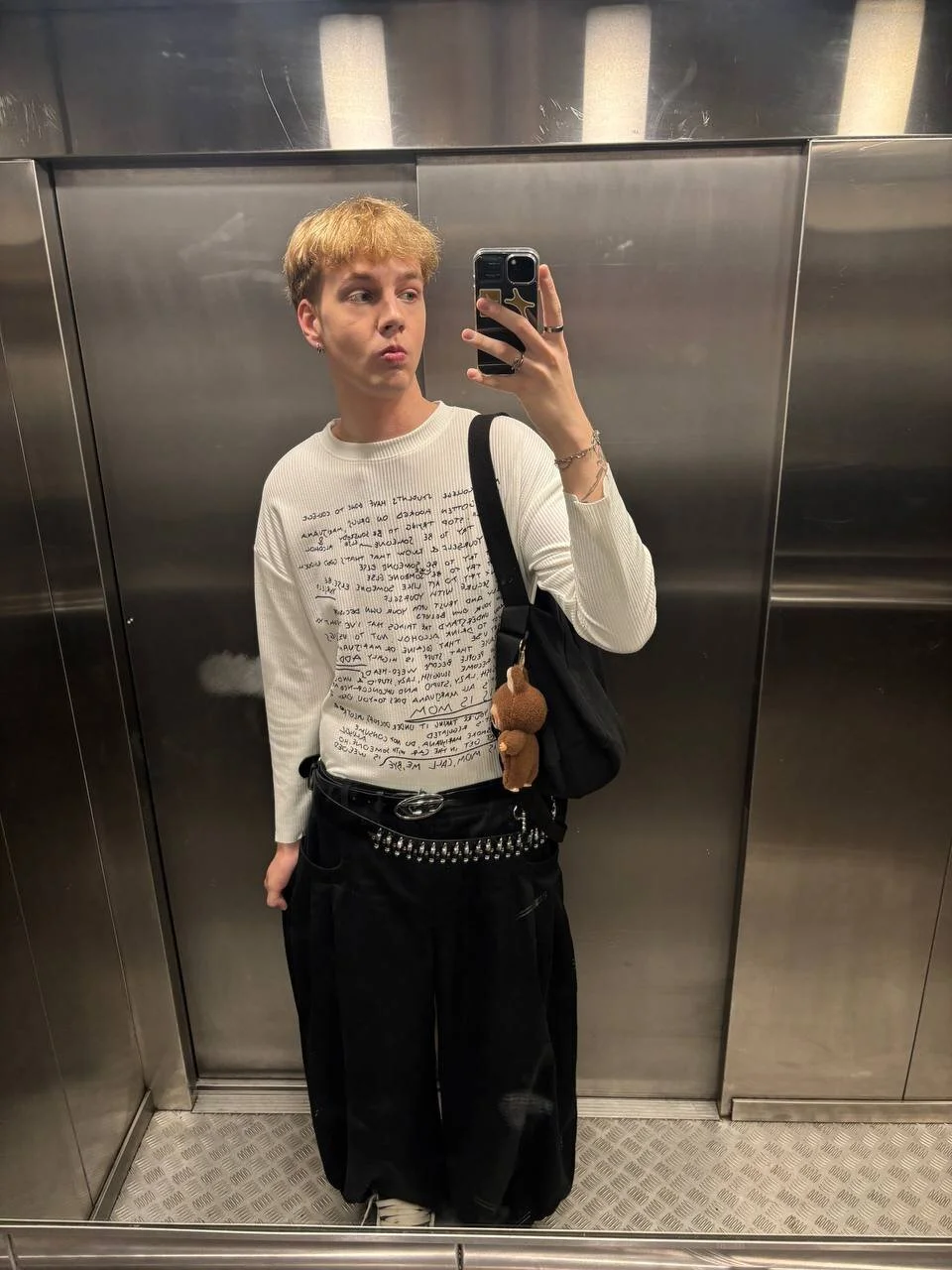 XXX Porn Photo of Nude olivertasty 1
