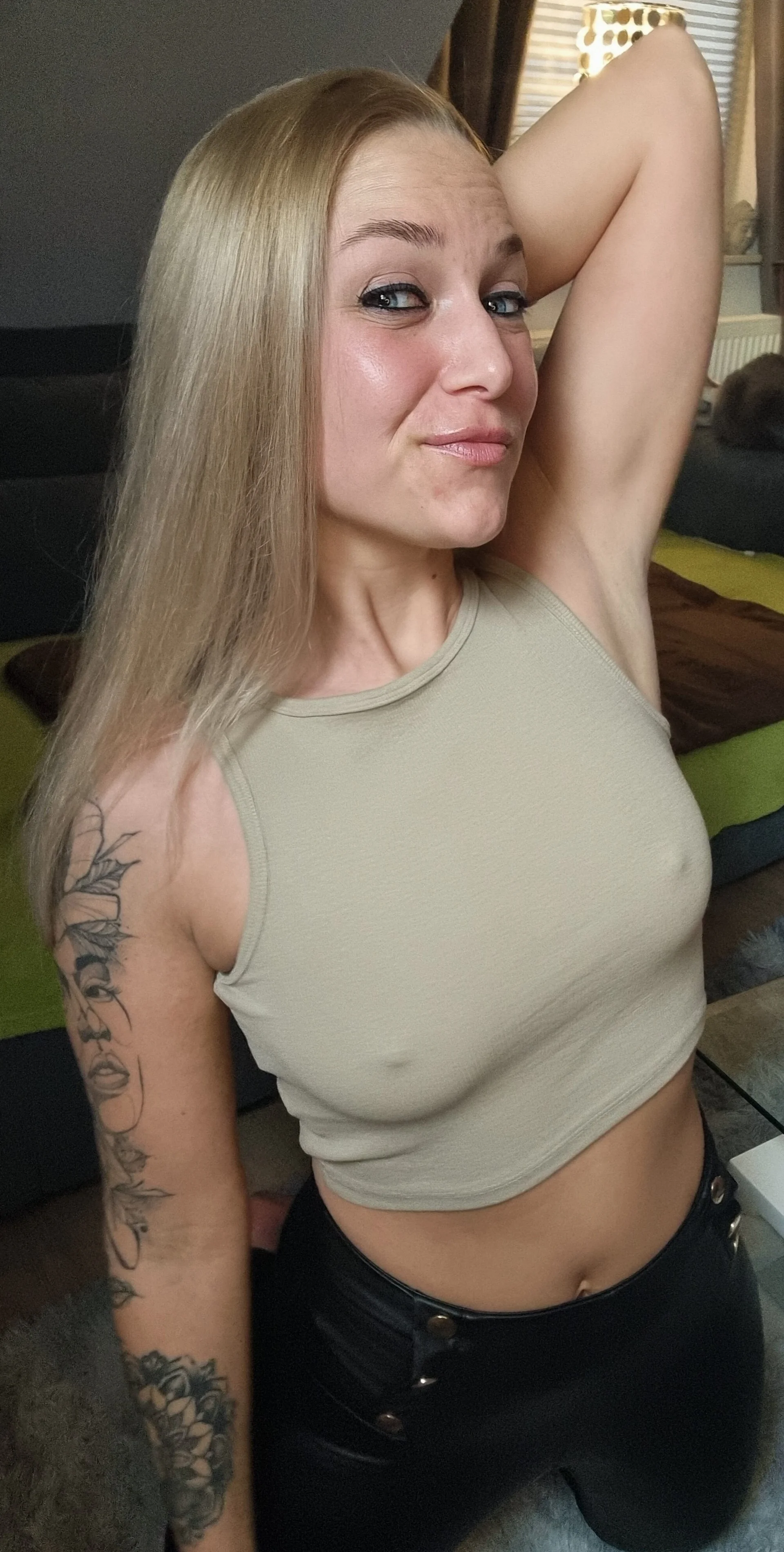 XXX Porn Photo of Nude Sexy-Milla 2