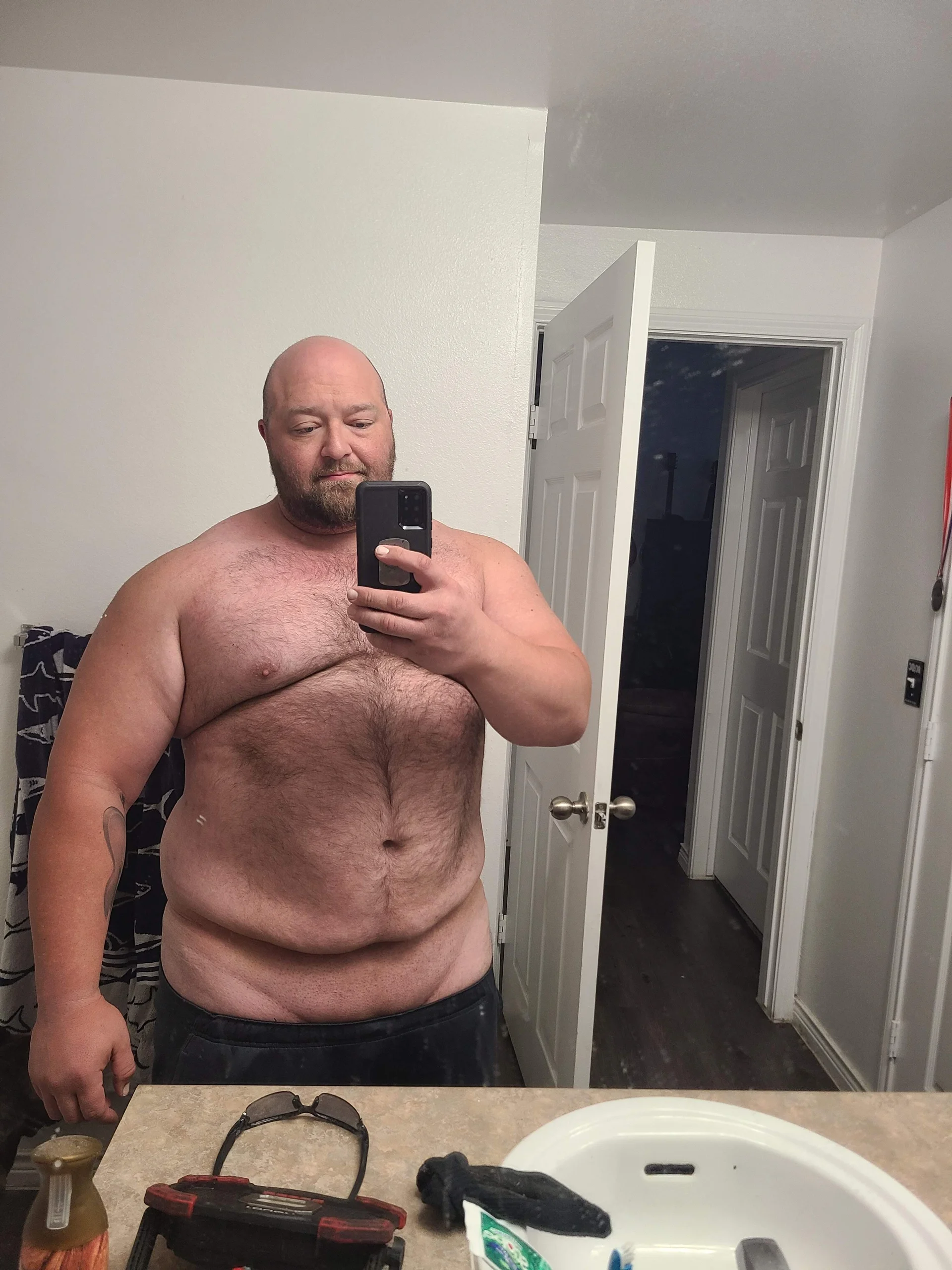 XXX Porn Photo of Nude Strong_Bear89 2