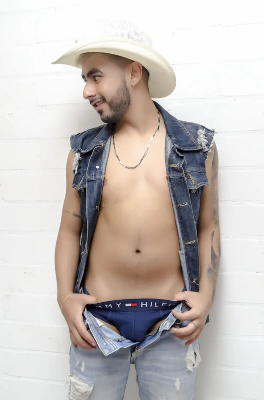XXX Porn Photo of Nude ItsMeEros 38