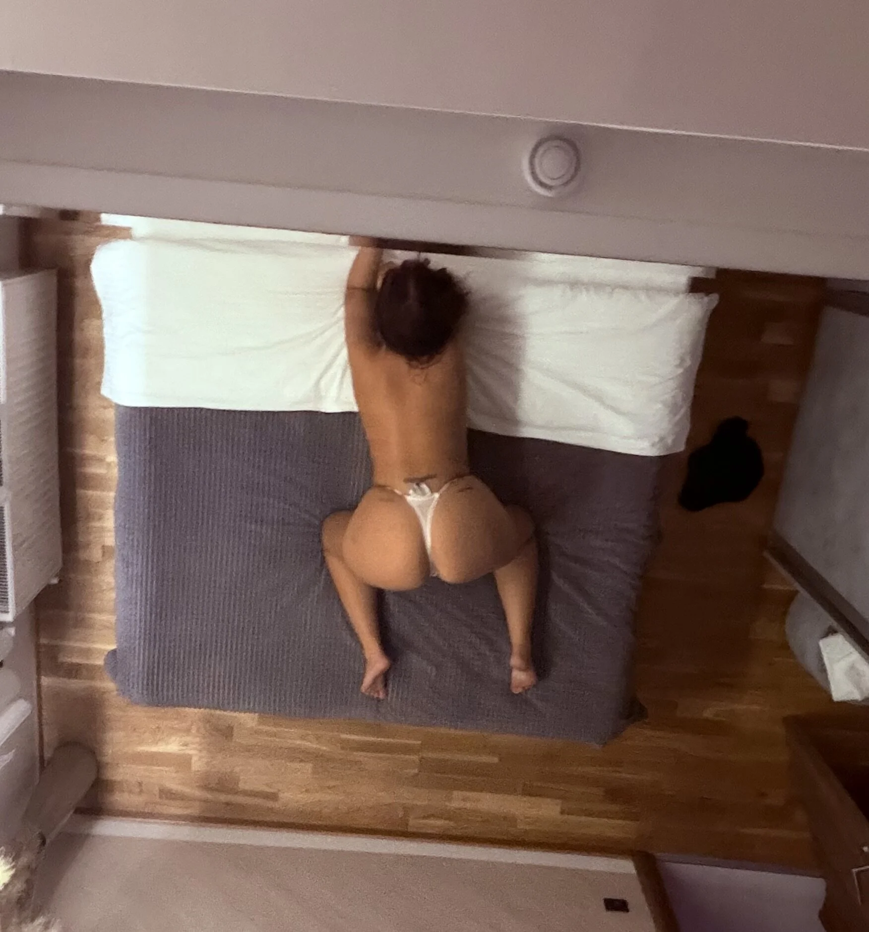 XXX Porn Photo of Nude MeCherryy 25
