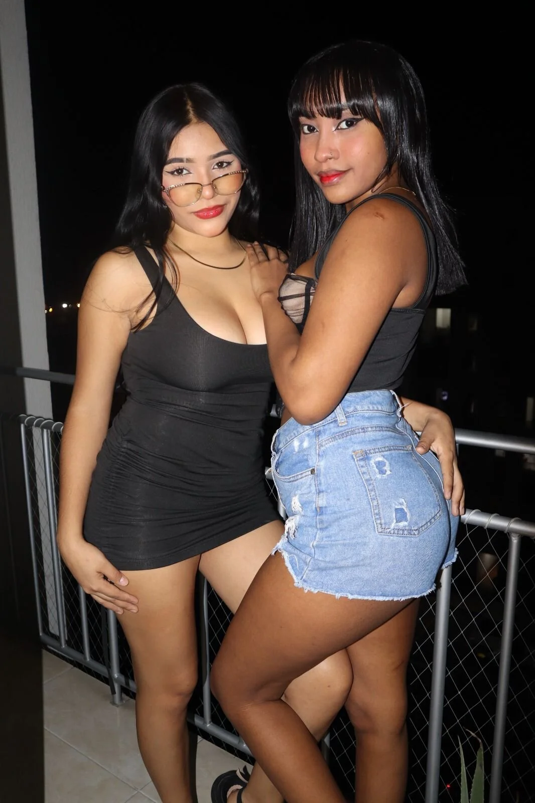 XXX Porn Photo of Nude oferandangelicagirls 3