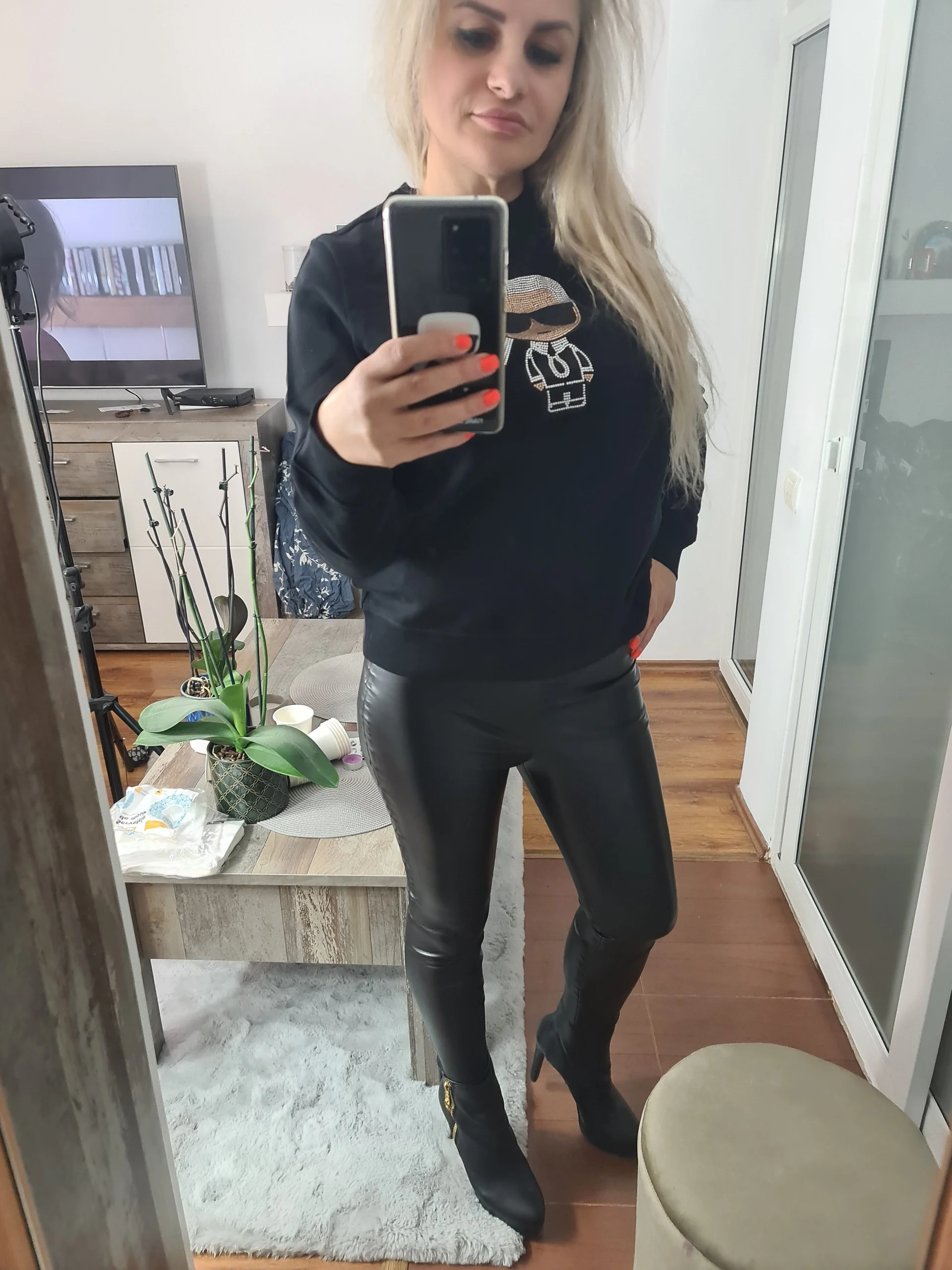 XXX Porn Photo of Nude wildangeloflove 24