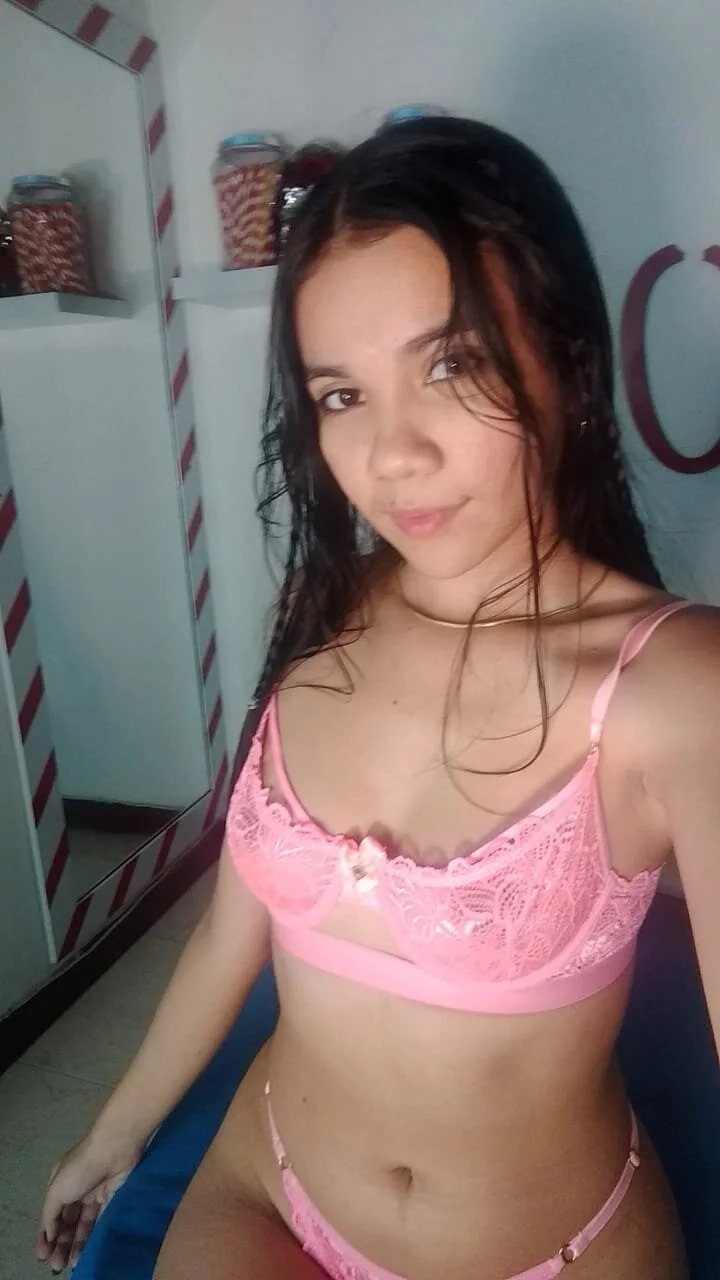 XXX Porn Photo of Nude Emiily_Parkerr 2