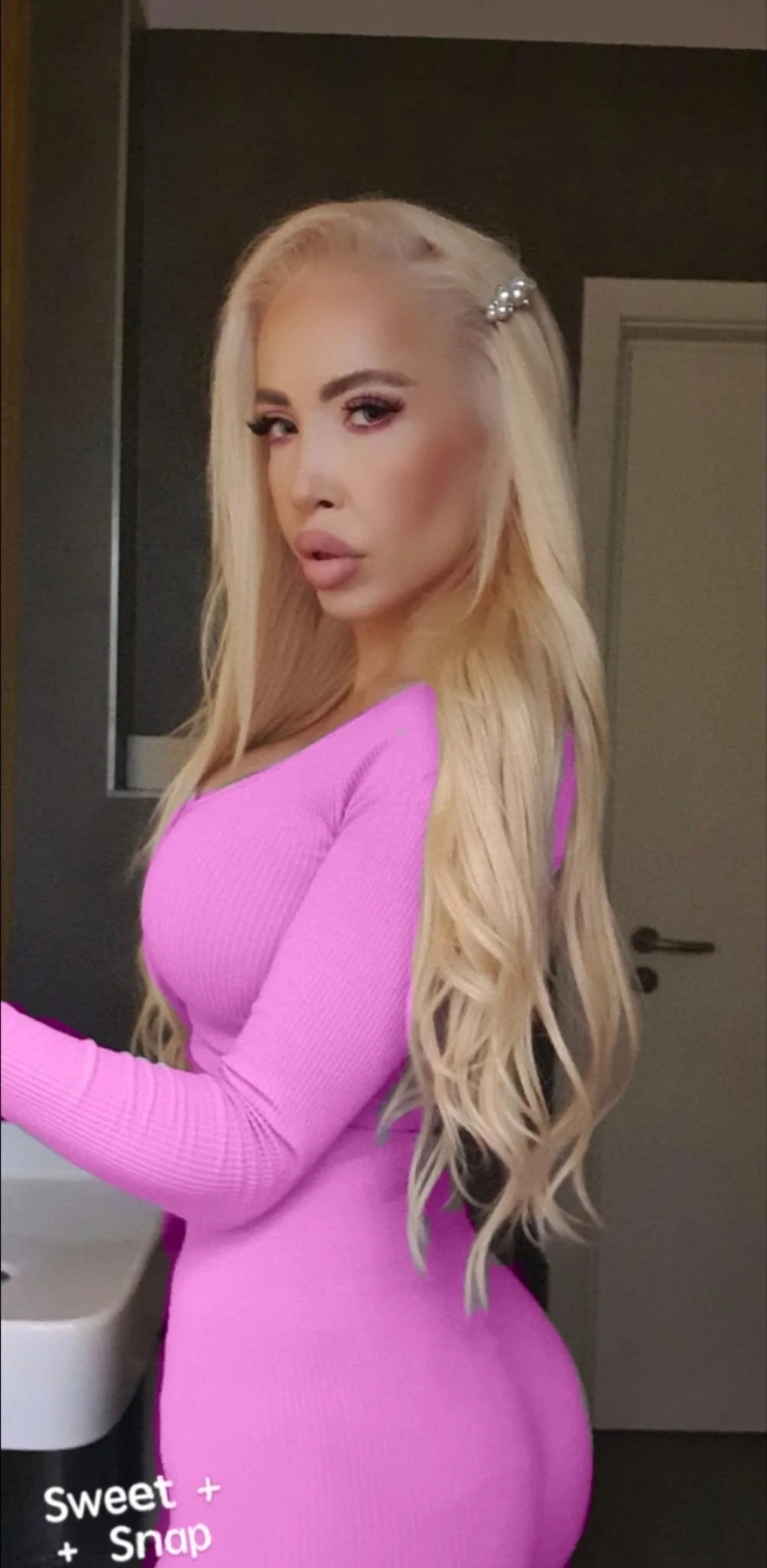 XXX Porn Photo of Nude RoseXenia 15