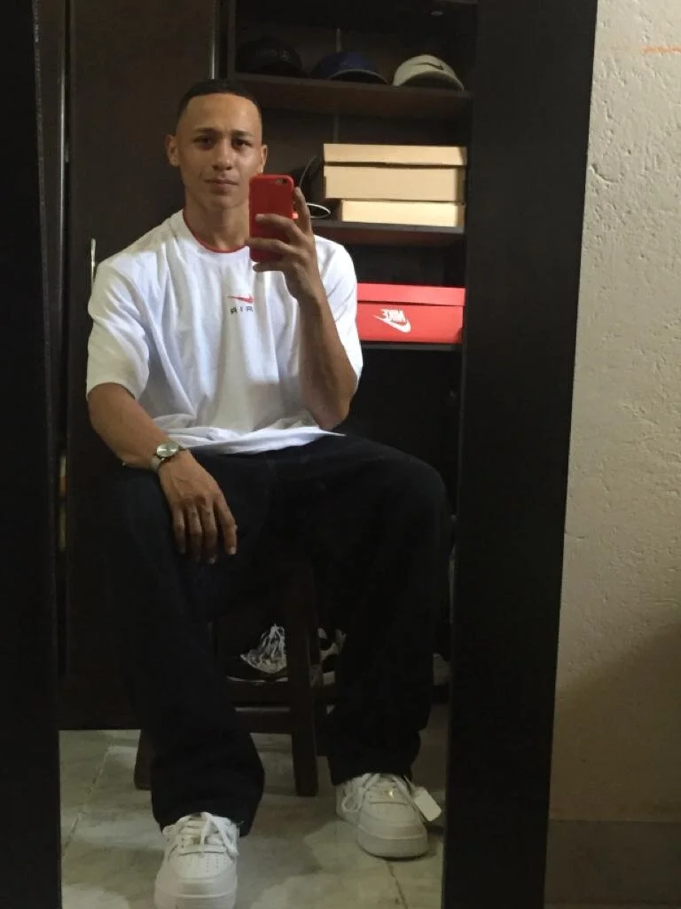 XXX Porn Photo of Nude thomasjones_ 1