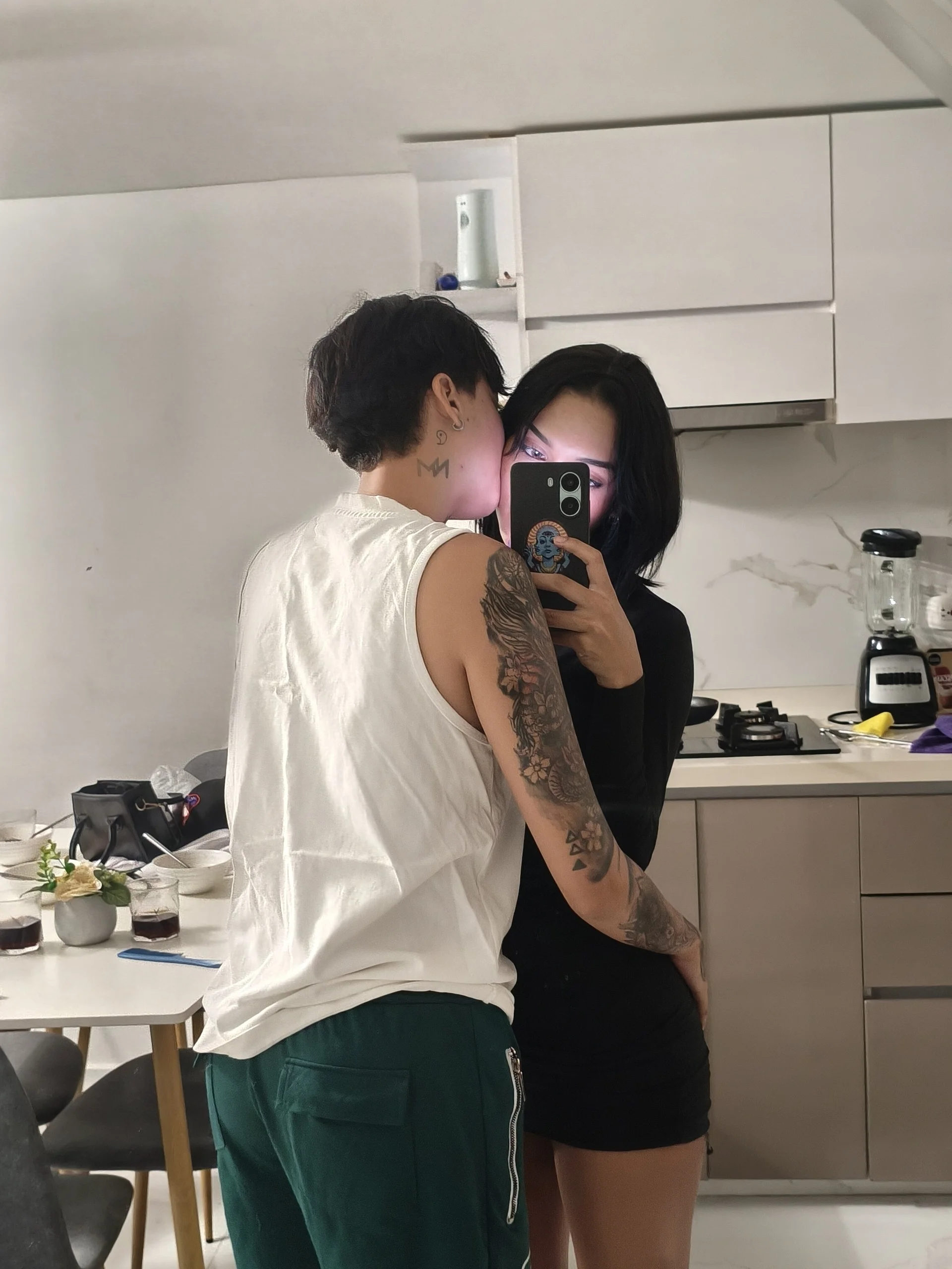 XXX Porn Photo of Nude ParisAndVi 35