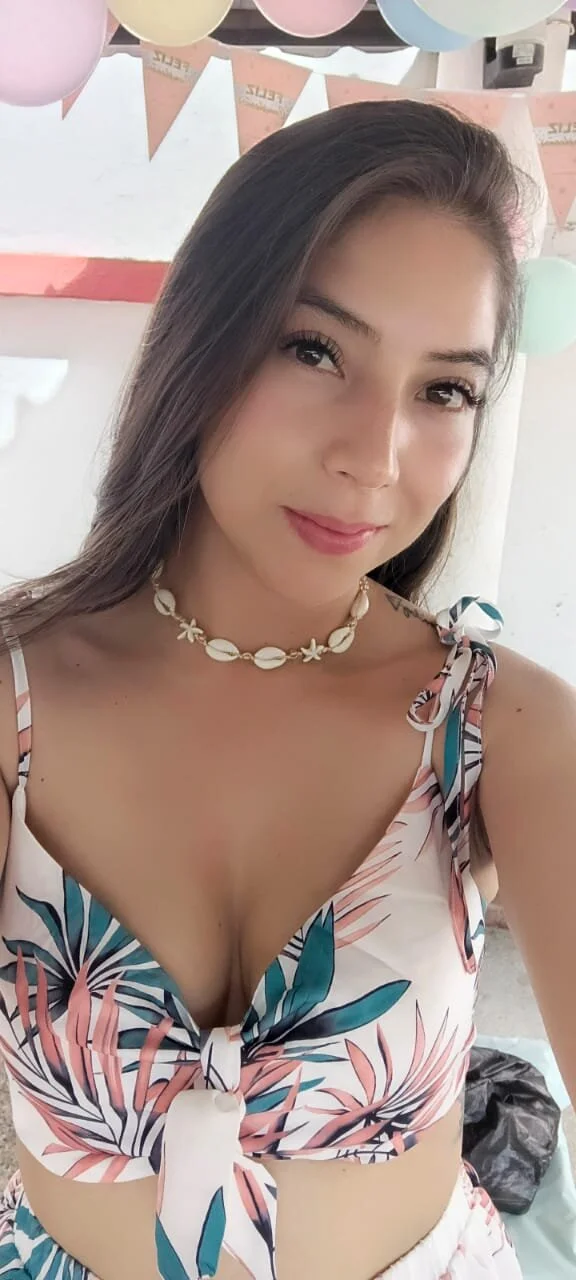 XXX Porn Photo of Nude Ema_louis_ 9