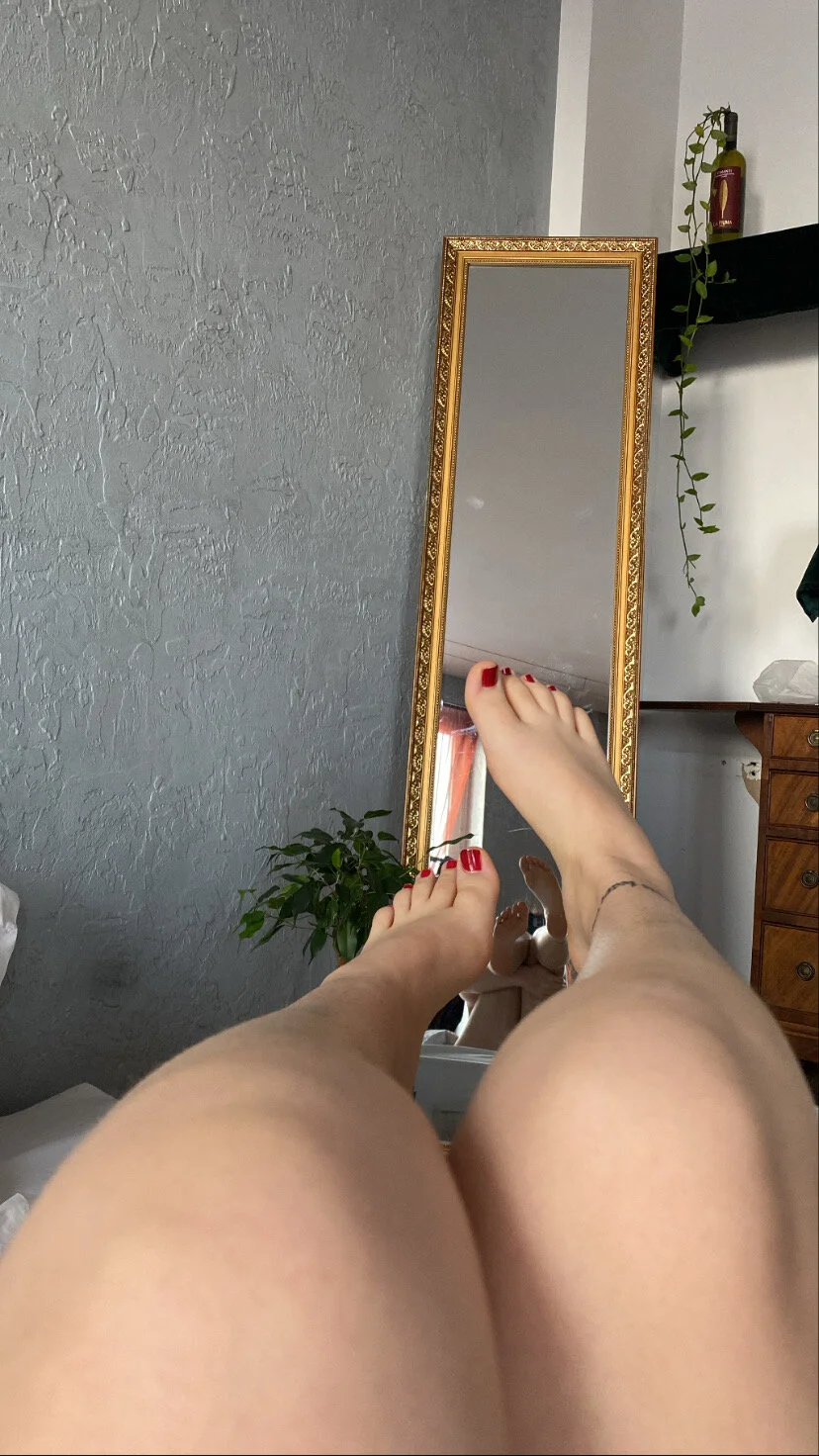 XXX Porn Photo of Nude findomfeet 5