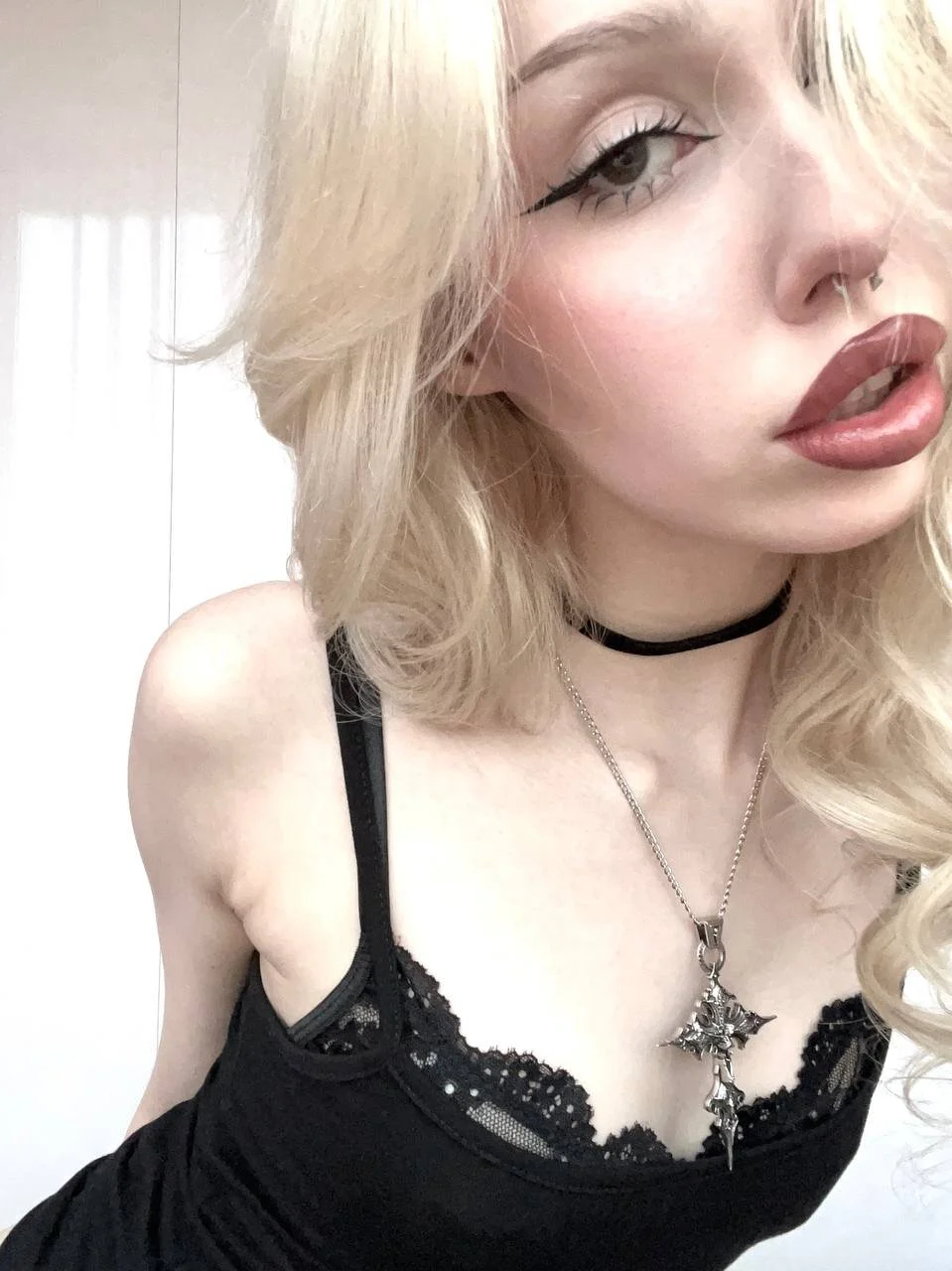 XXX Porn Photo of Nude goth__tv 1