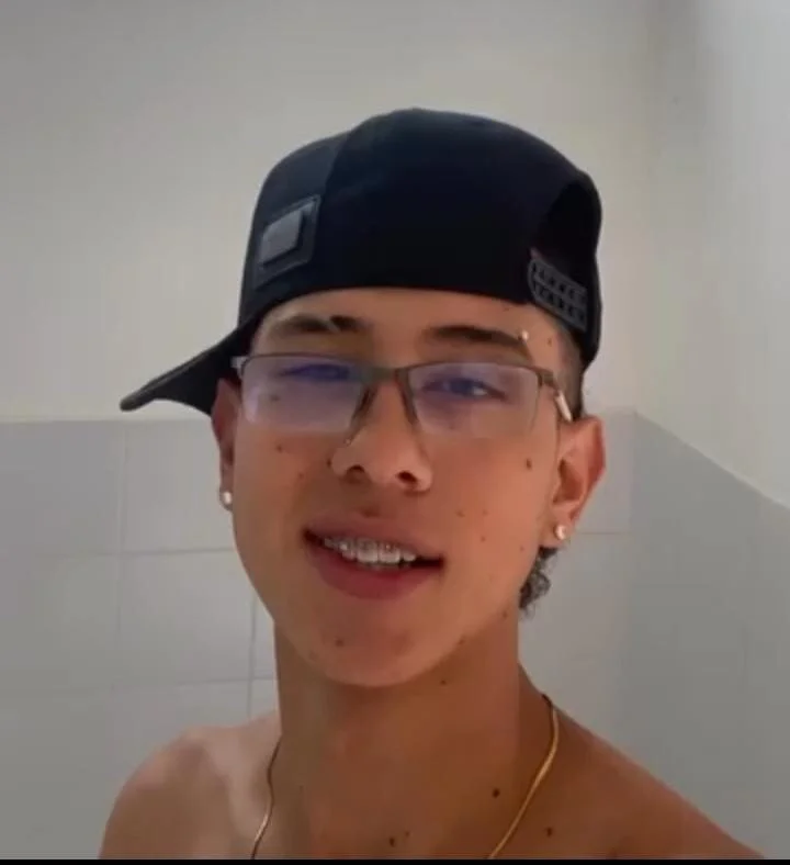 XXX Porn Photo of Nude asher_lux 2