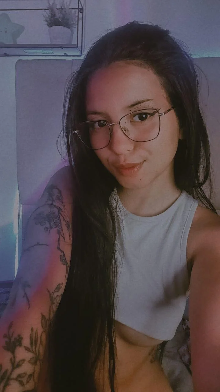 XXX Porn Photo of Nude Rosita_forever_ 2