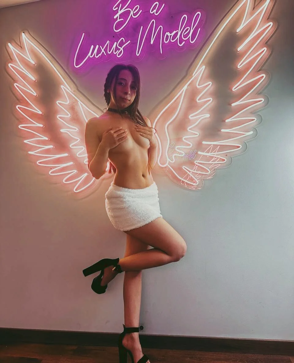 XXX Porn Photo of Nude melanie_hills 46