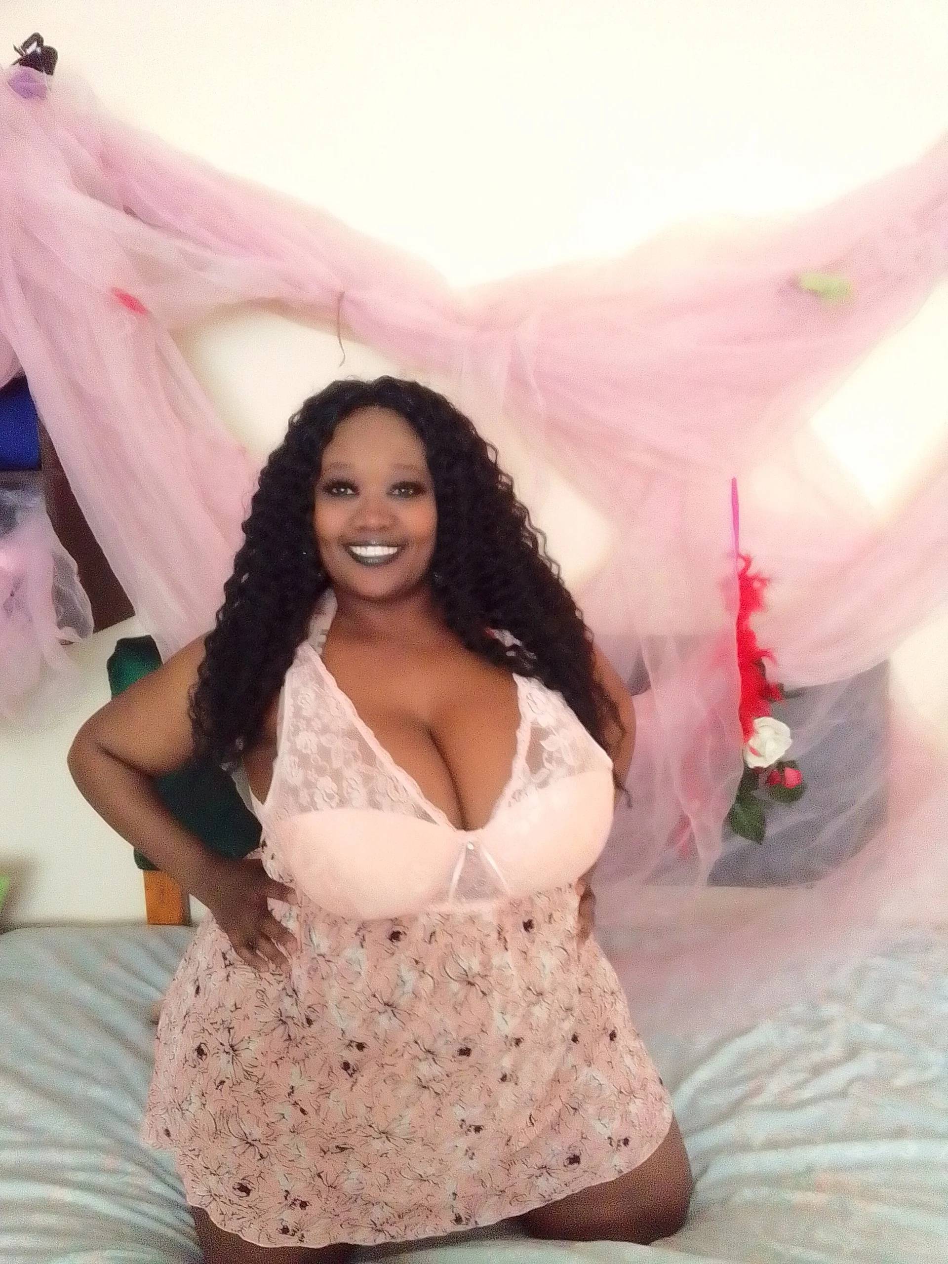 XXX Porn Photo of Nude BUSTYDEE 3