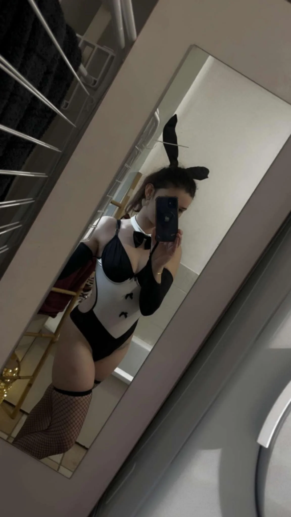 XXX Porn Photo of Nude Mmebouhoups 19