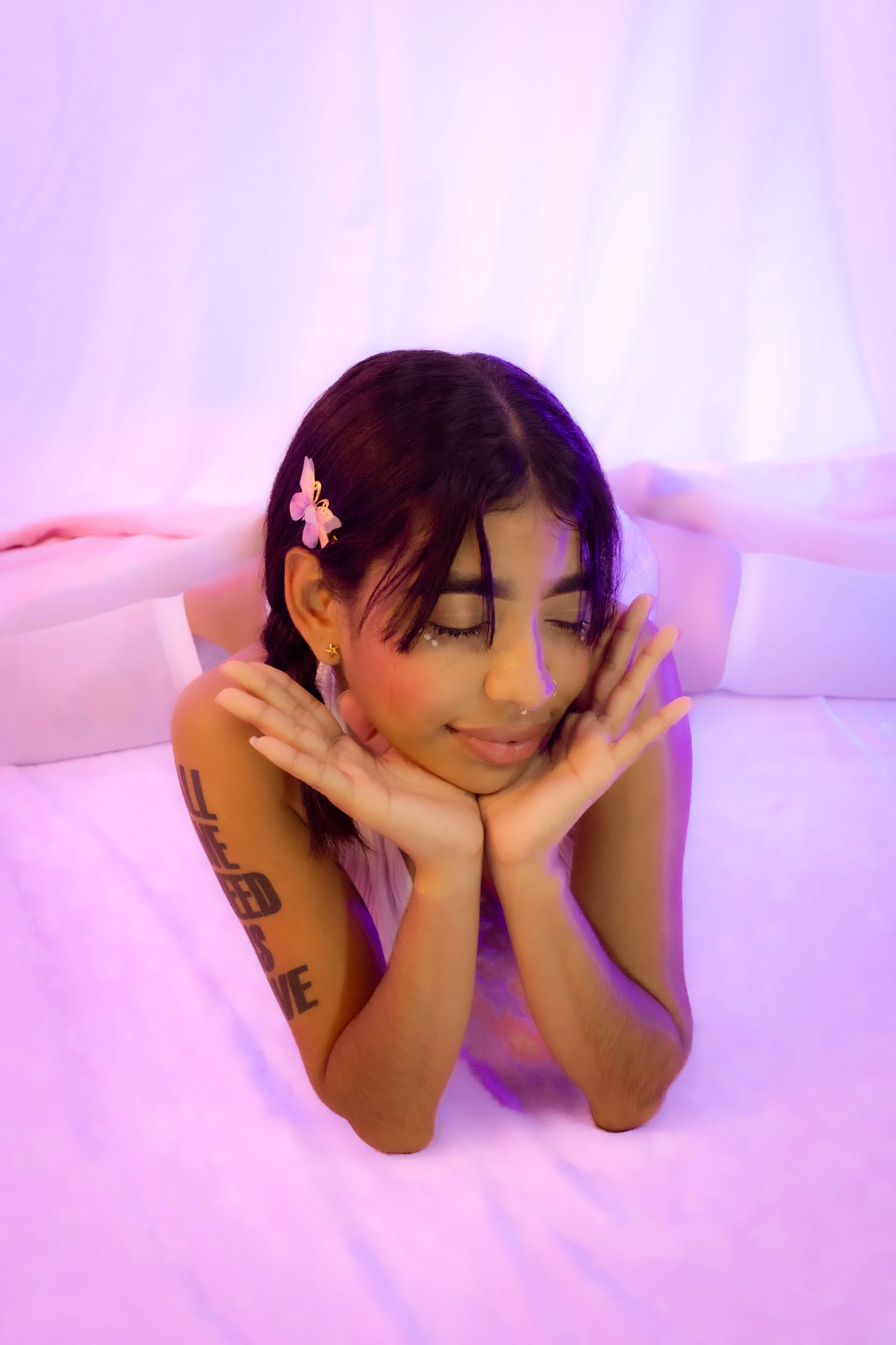 XXX Porn Photo of Nude Scarlet_Vixen_ 17