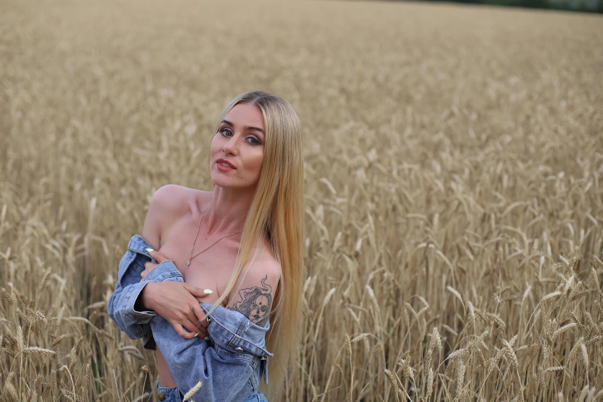 XXX Porn Photo of Nude Miss_Kreez 3