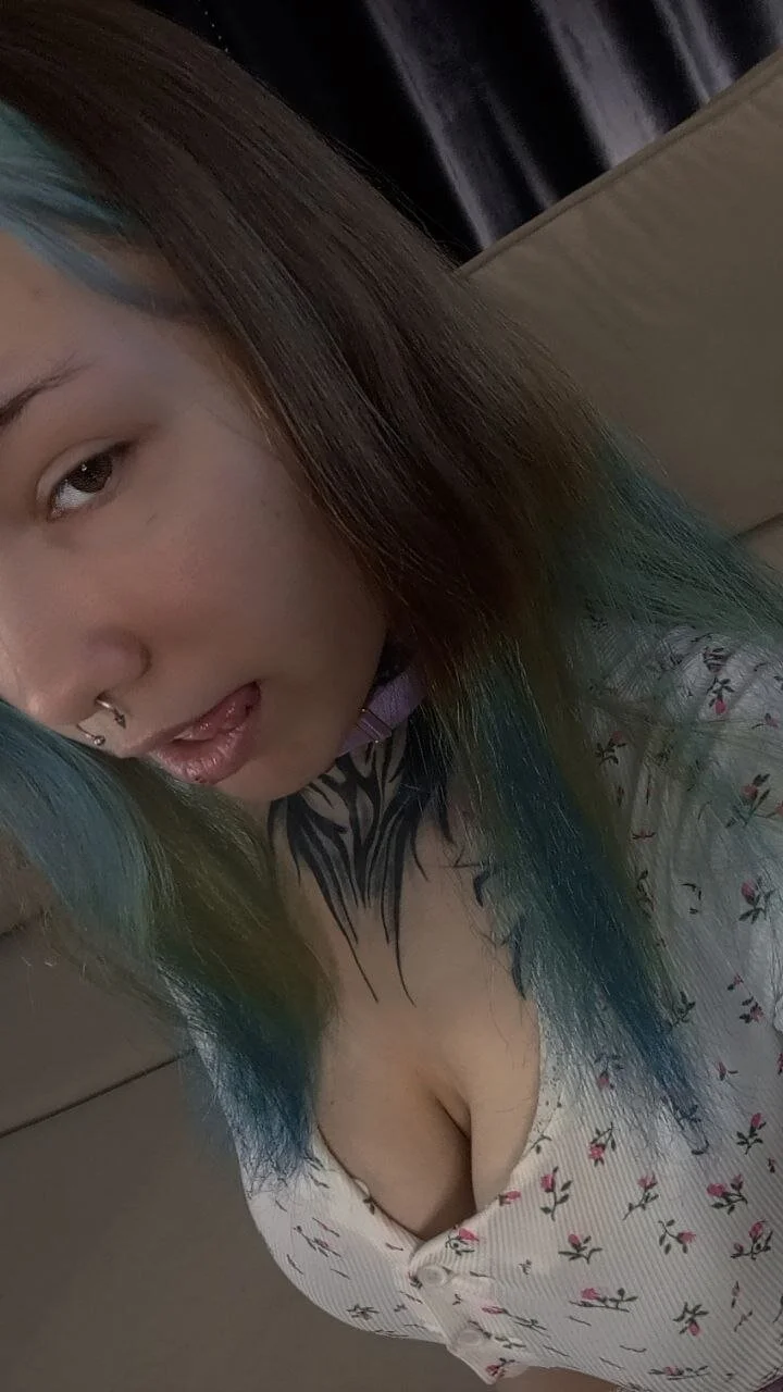 XXX Porn Photo of Nude RenVeyra 25