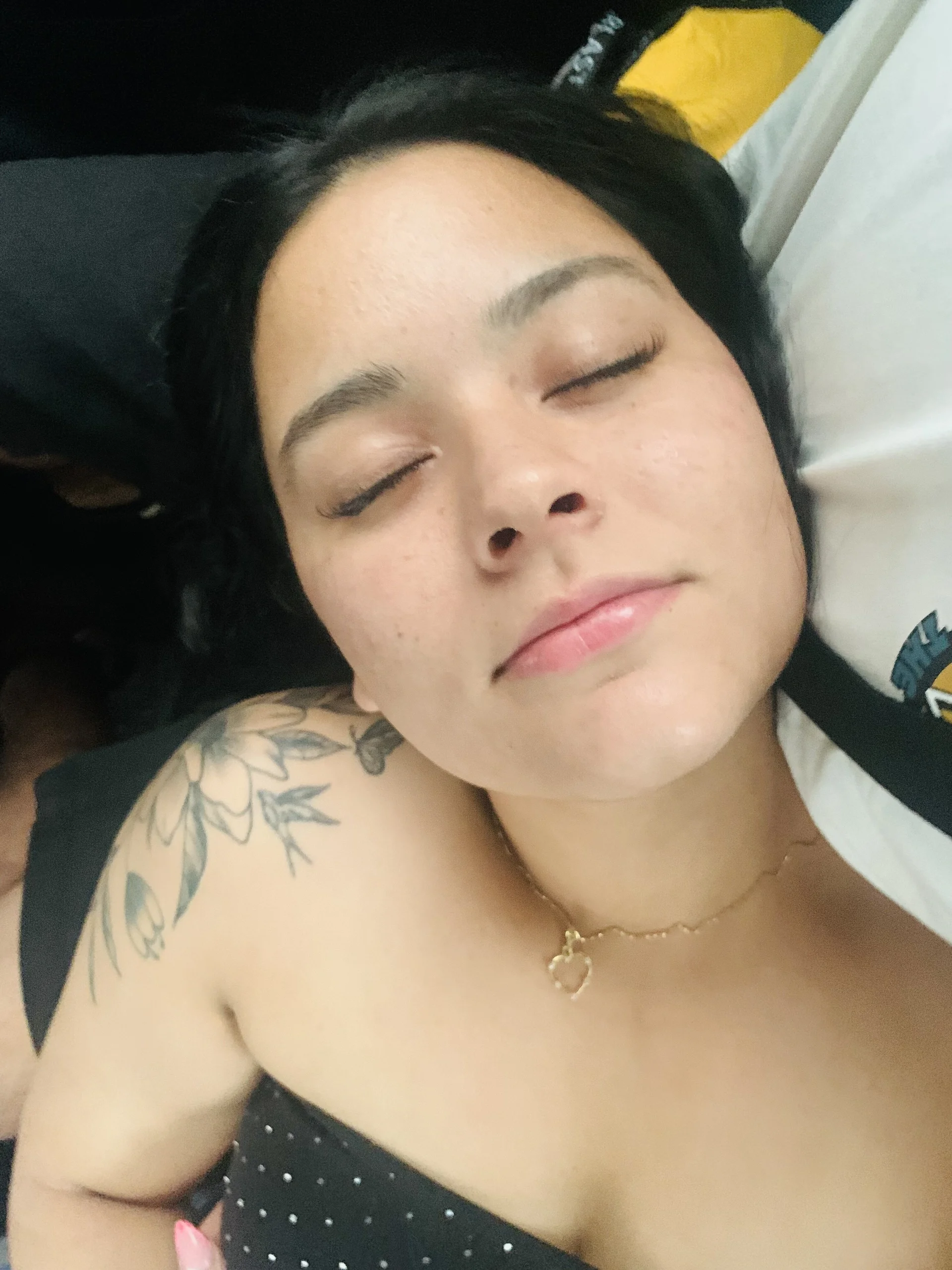 XXX Porn Photo of Nude AraHot3 1