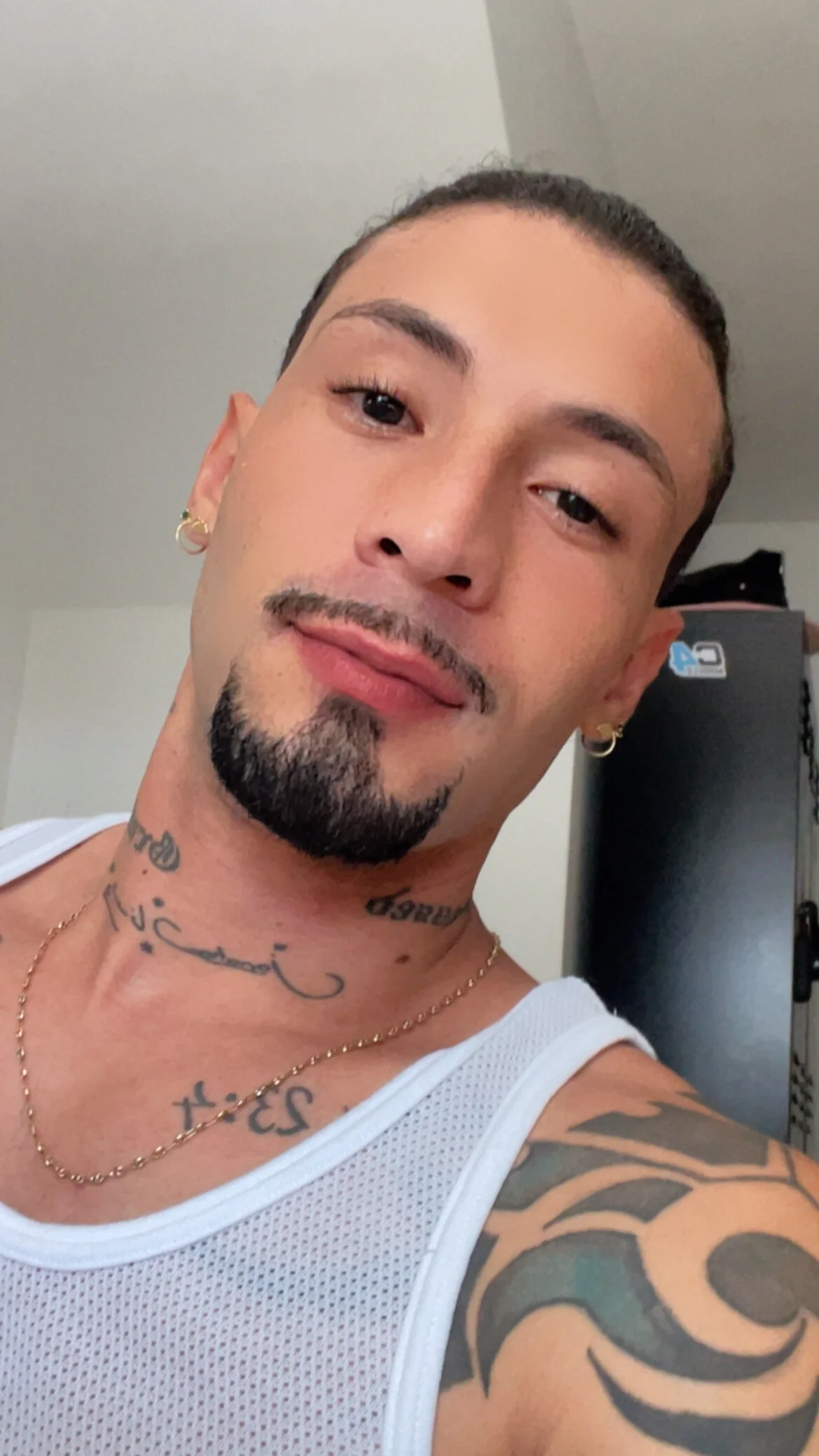 XXX Porn Photo of Nude Alucard_Vlack1 18