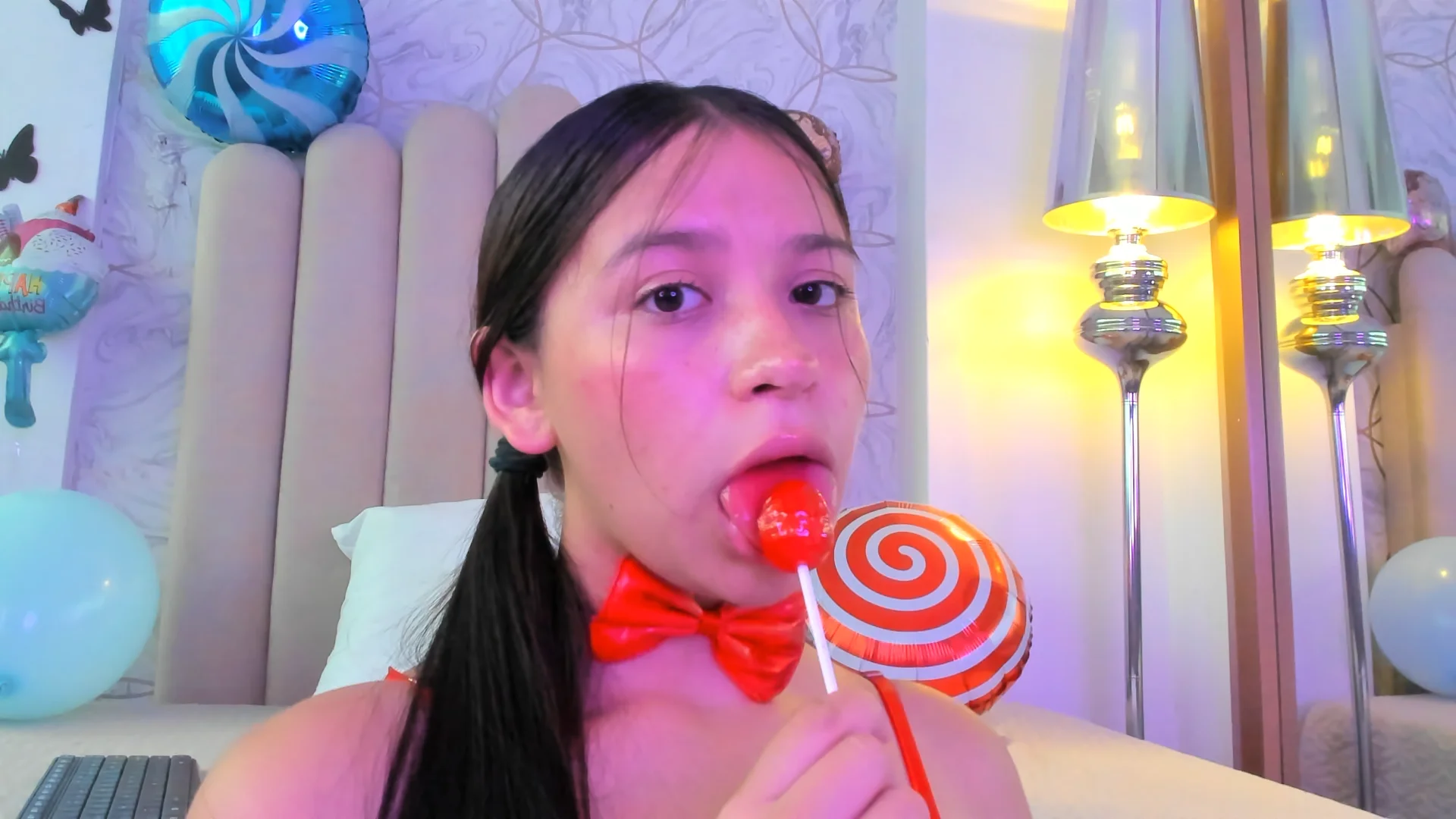 XXX Porn Photo of Nude Foxy200__ 35