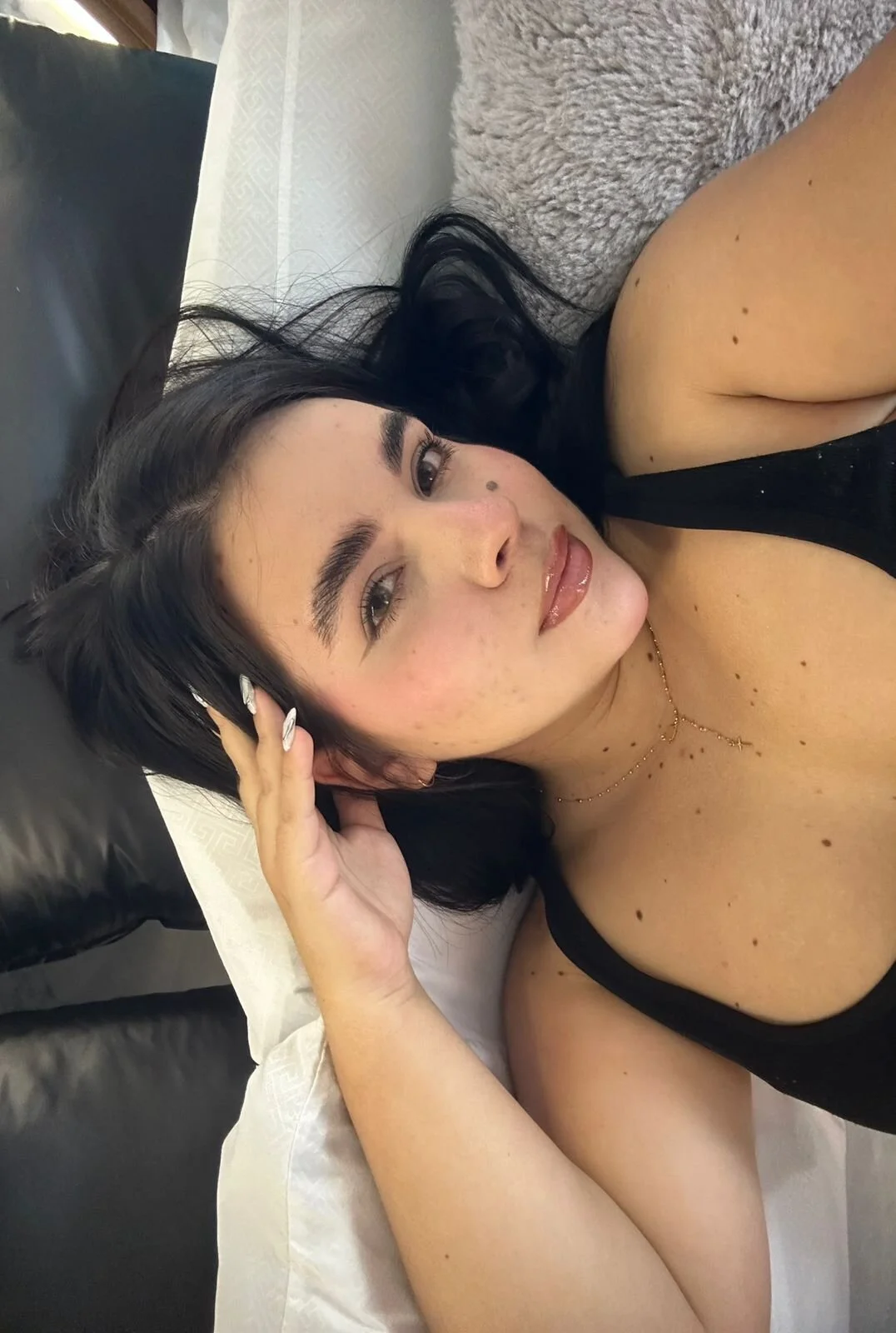 XXX Porn Photo of Nude its_persy 14