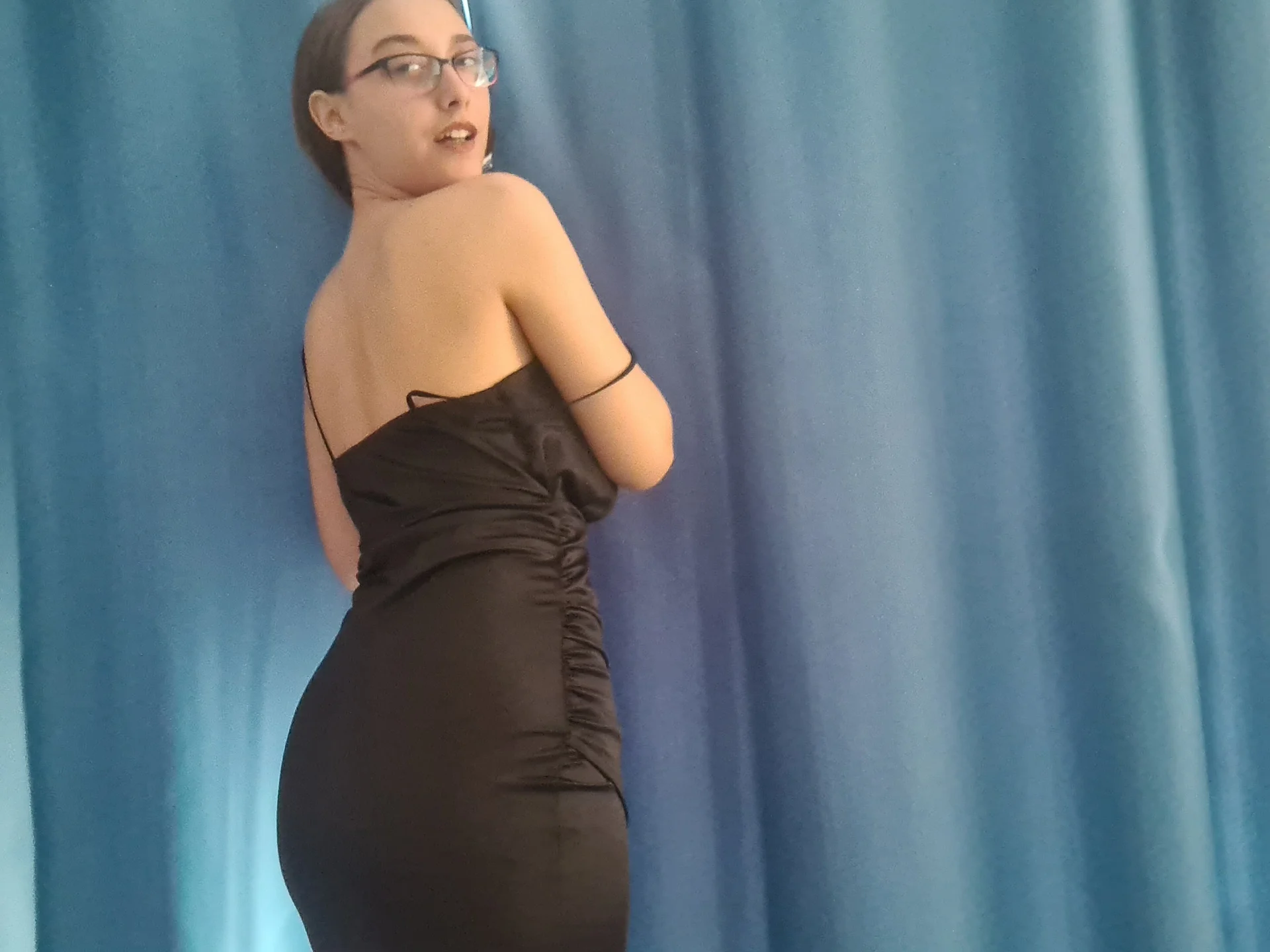 XXX Porn Photo of Nude NaughtyRapunzel7 4