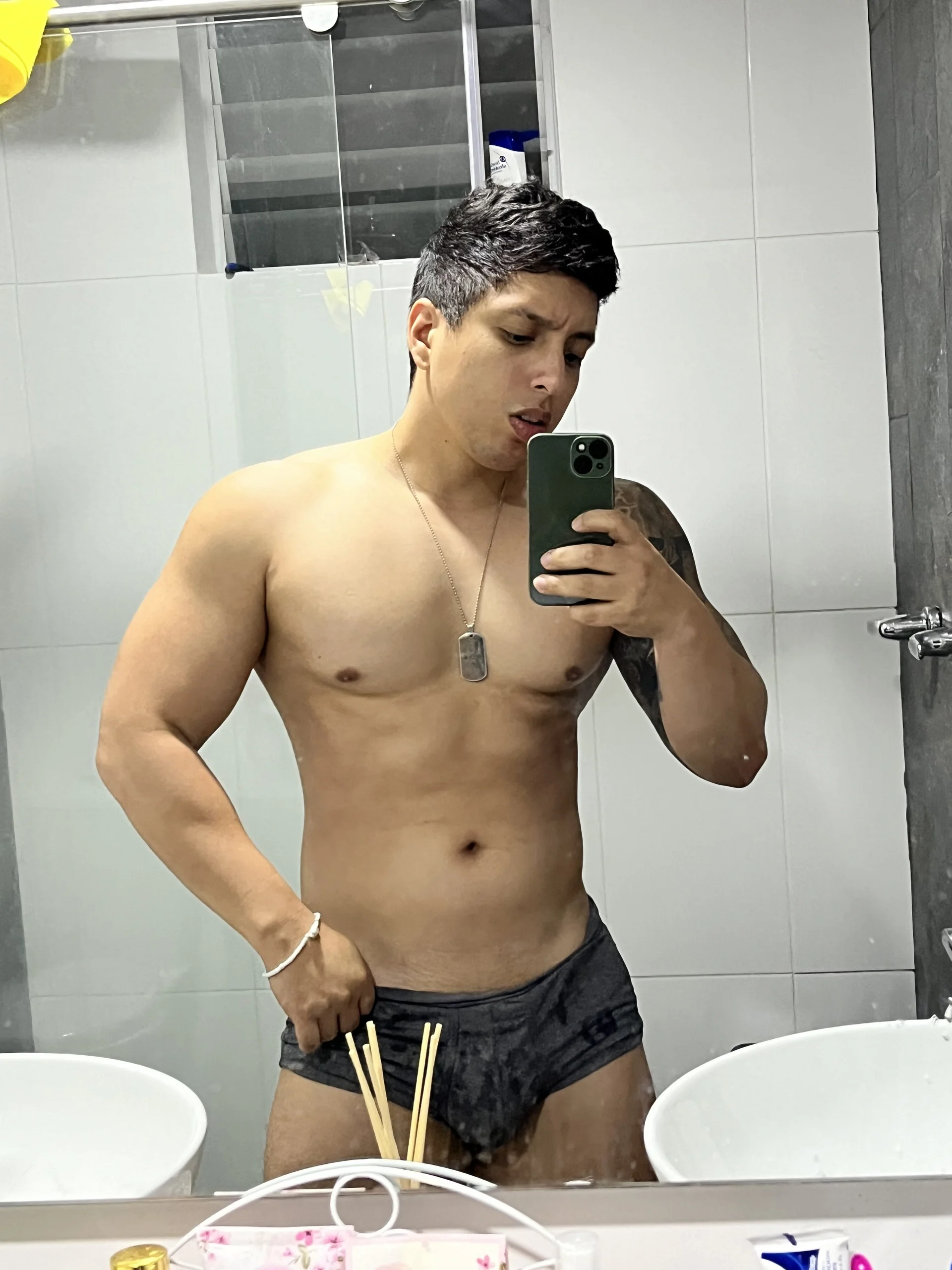 XXX Porn Photo of Nude appolo_allen 6