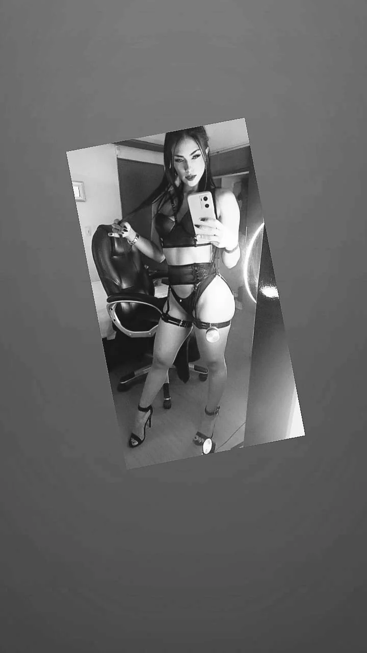 XXX Porn Photo of Nude Alicee_Levine 43