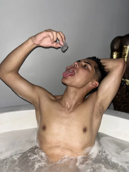 XXX Porn Photo of Nude Adams_ricci 150