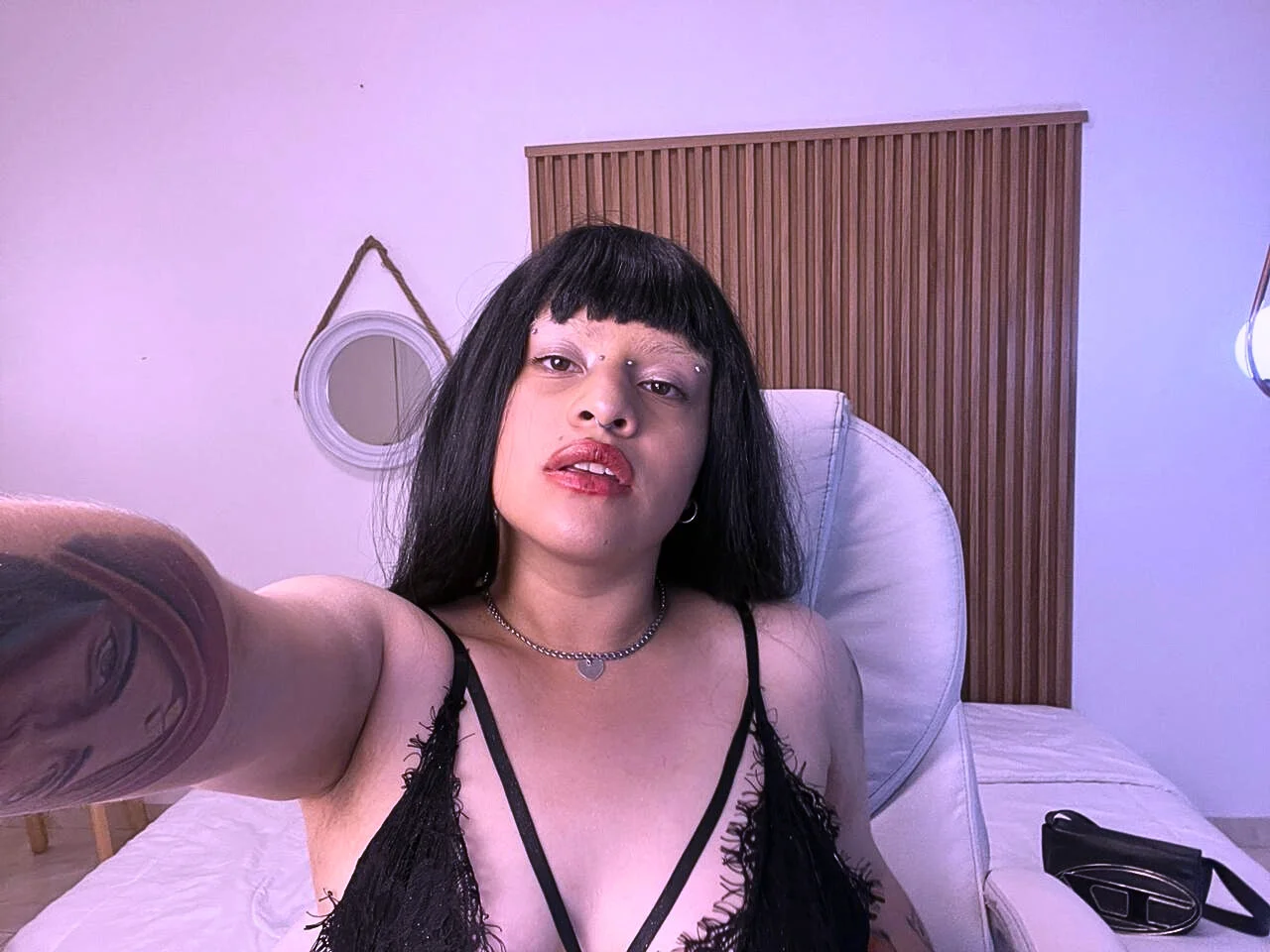 XXX Porn Photo of Nude Alaska_deluxe 181