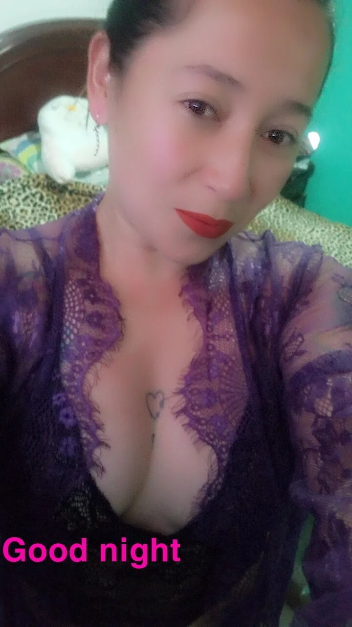XXX Porn Photo of Nude emilypoppy3 5