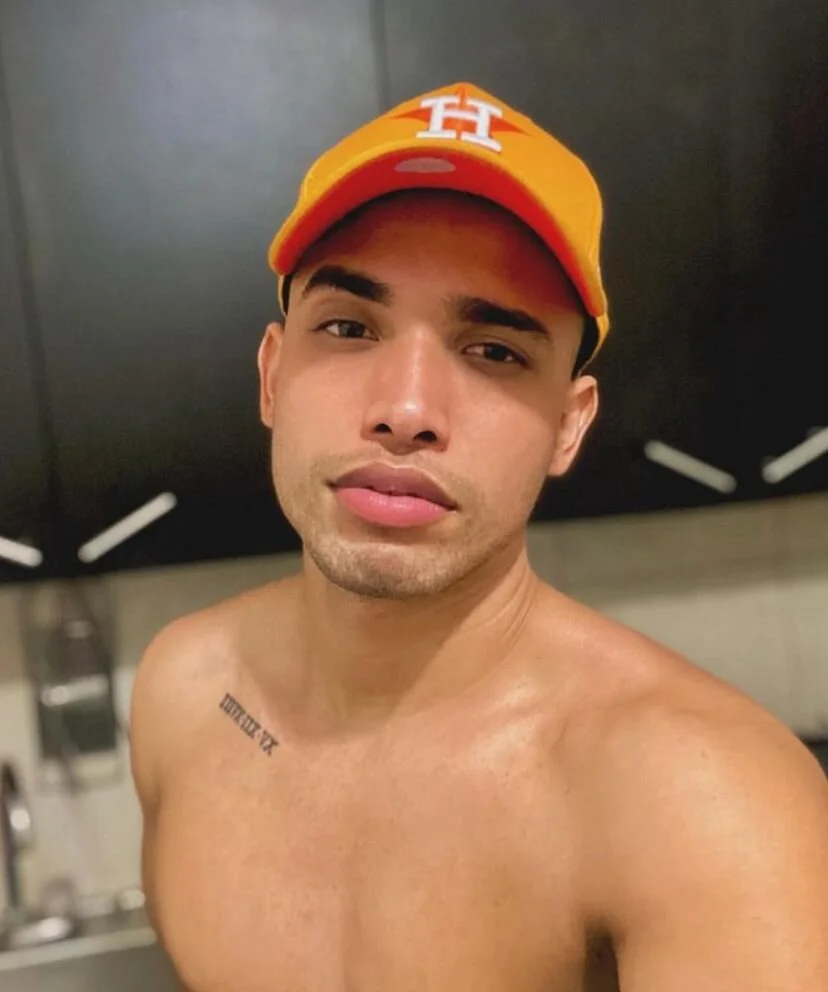 XXX Porn Photo of Nude LincomAmith 11
