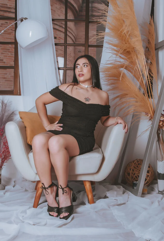 XXX Porn Photo of Nude LisaHadwin 16