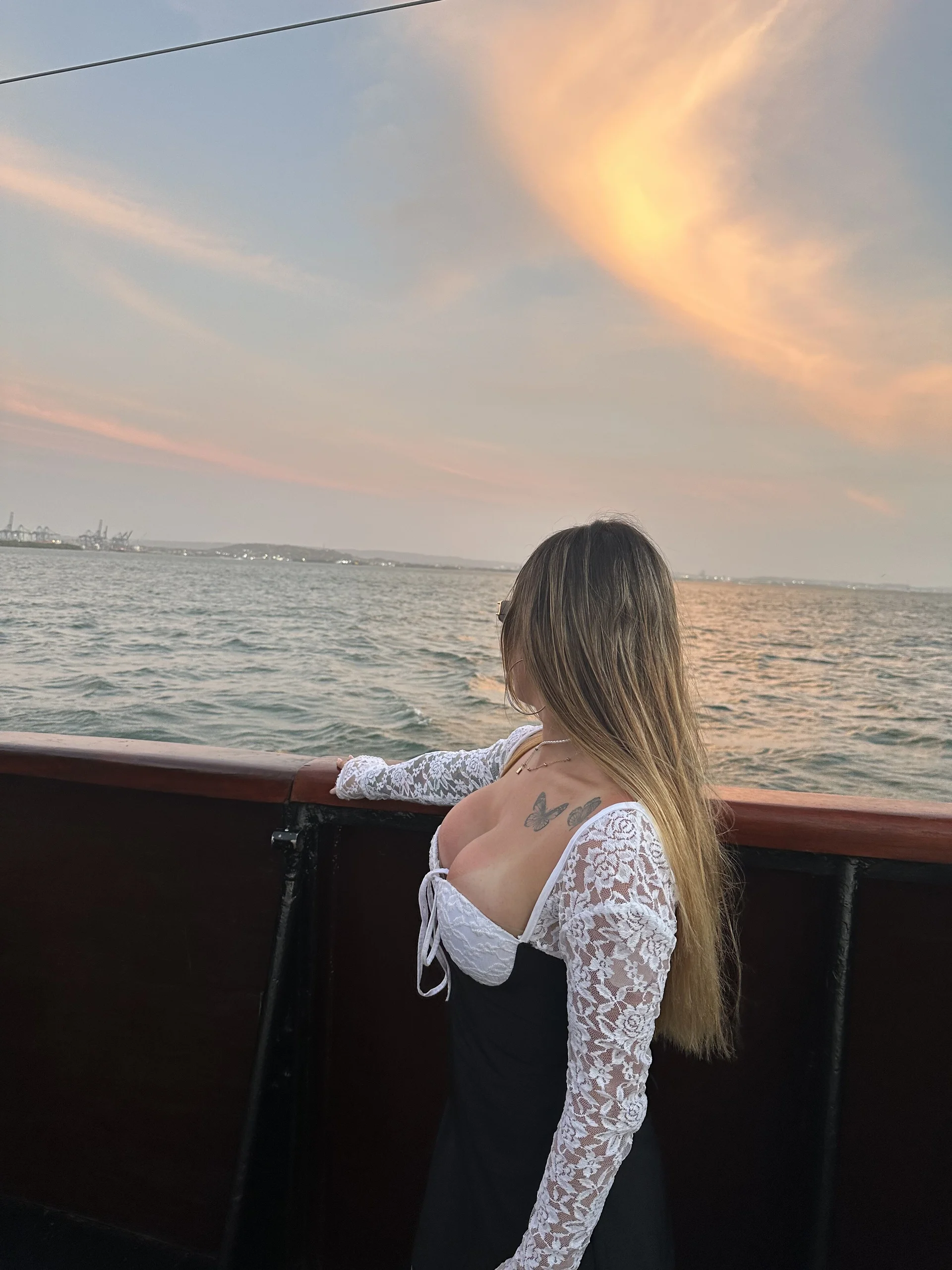 XXX Porn Photo of Nude vianca_cruzz 30